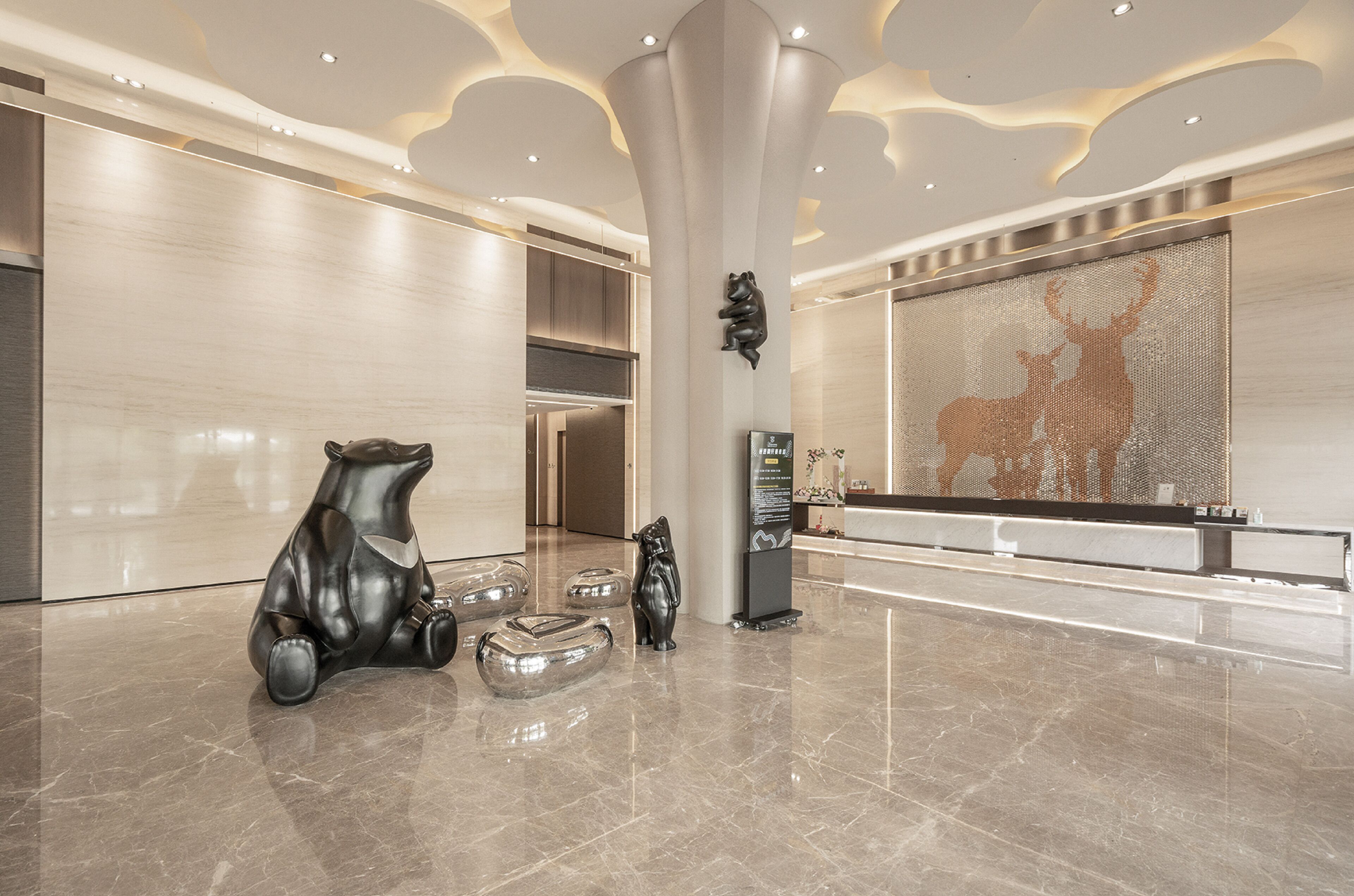 Hsin Hotel