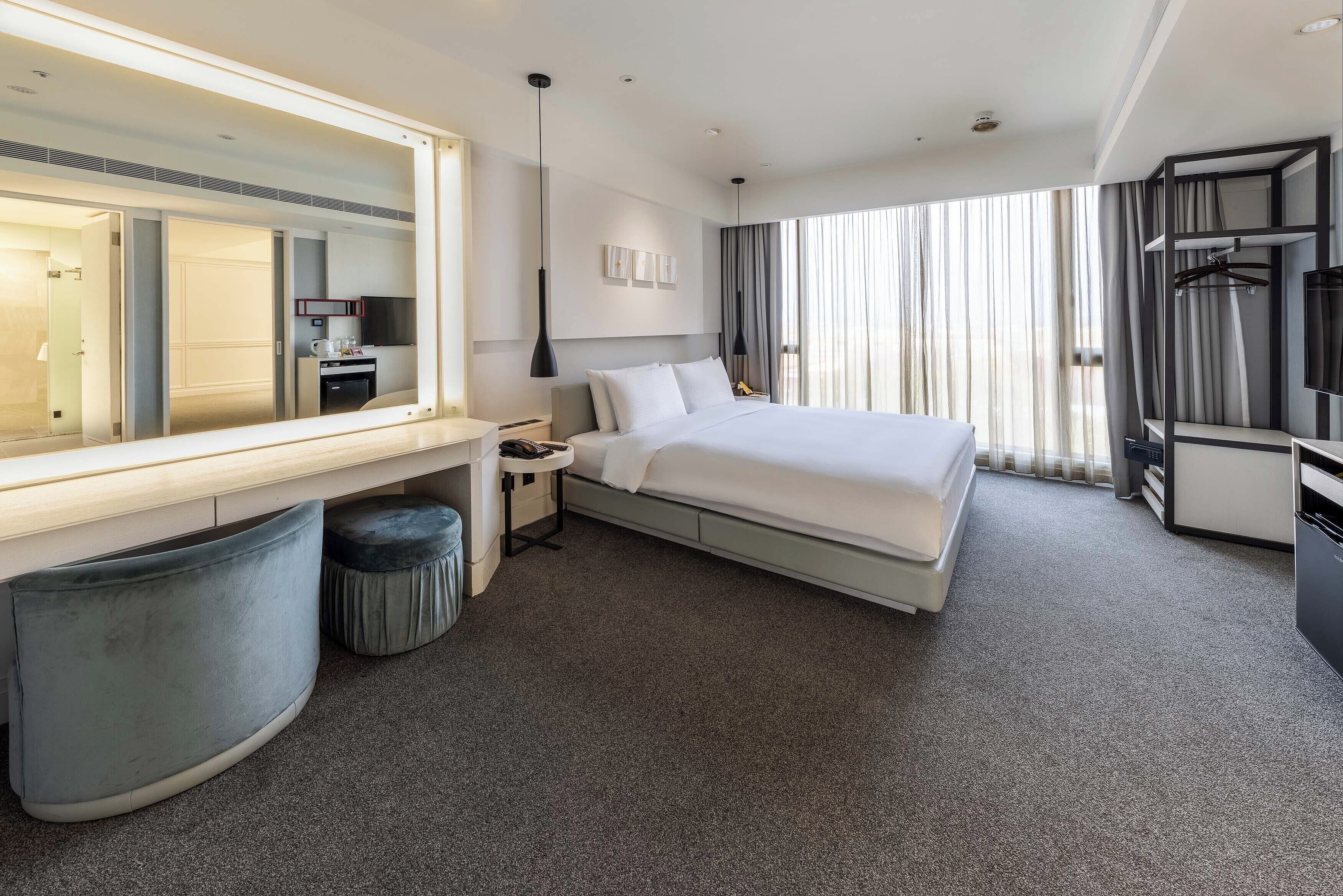 Hsin Hotel