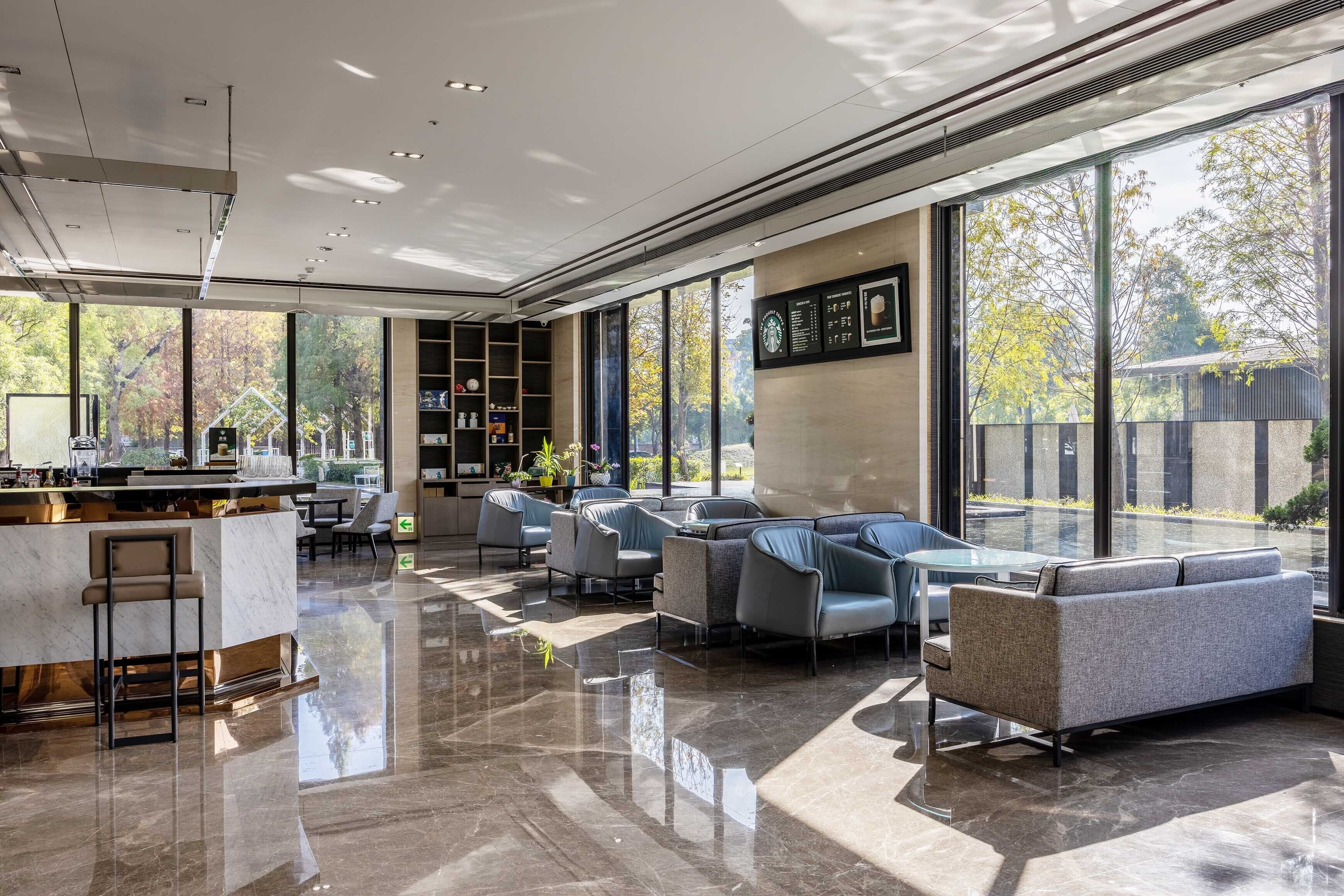 Hsin Hotel