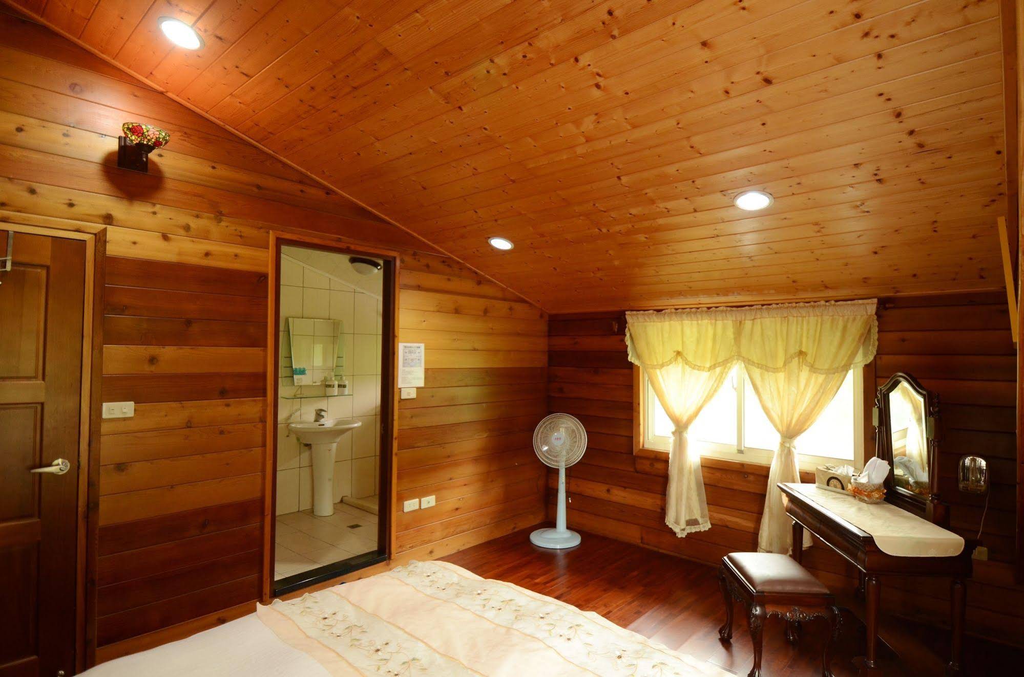Hsinchu Emei Canadian WoodHouse Homestay