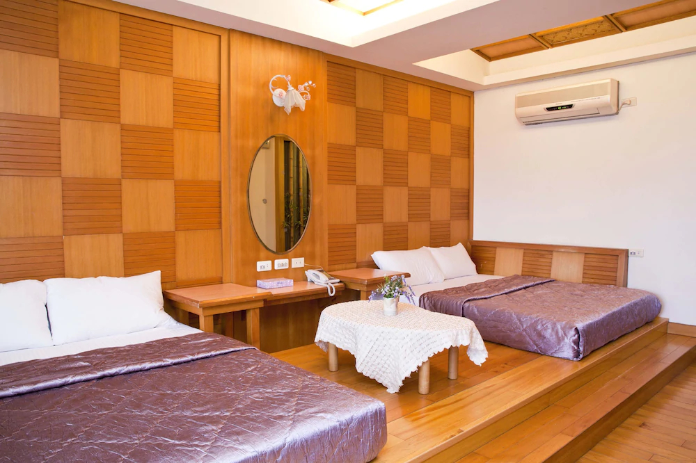 Ming Jun Holiday Inn