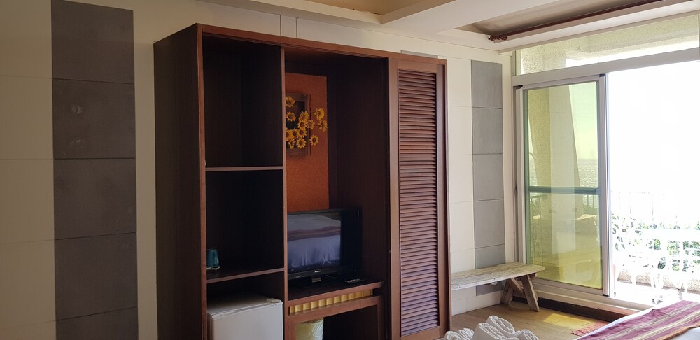 Ming Jun Holiday Inn