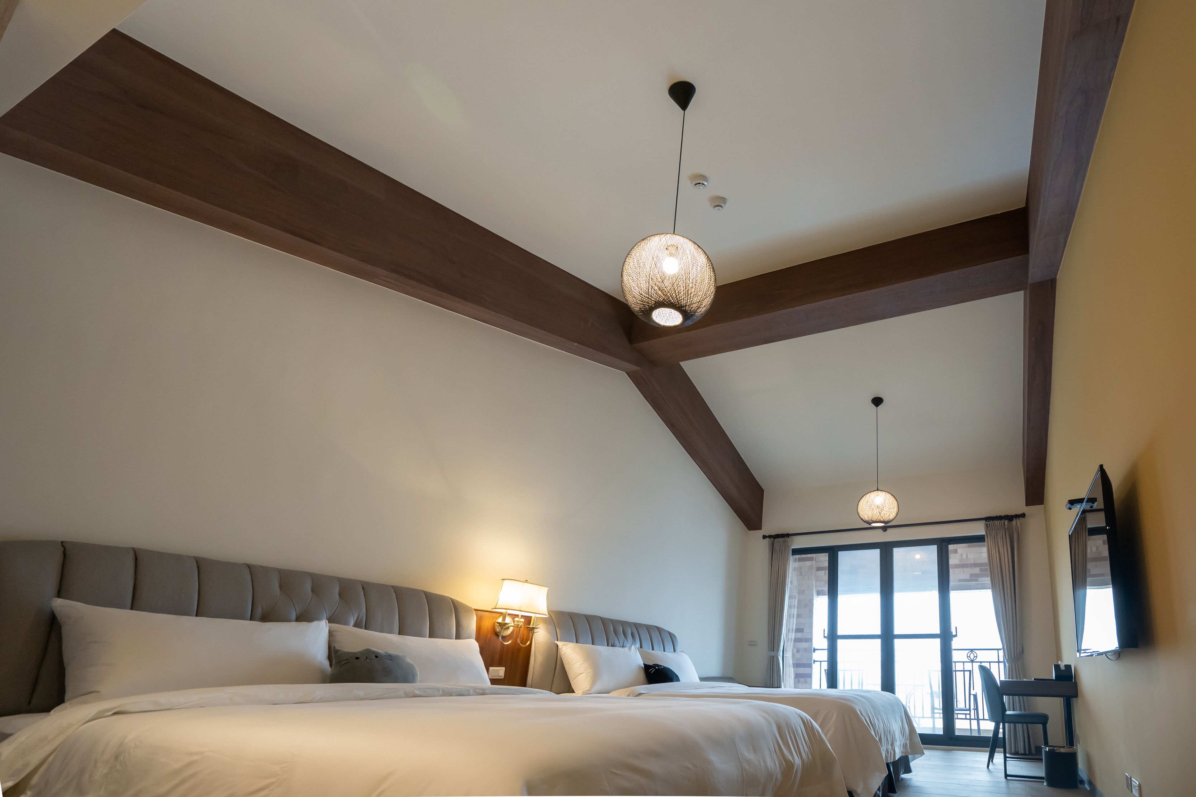 Relaxury Beach House