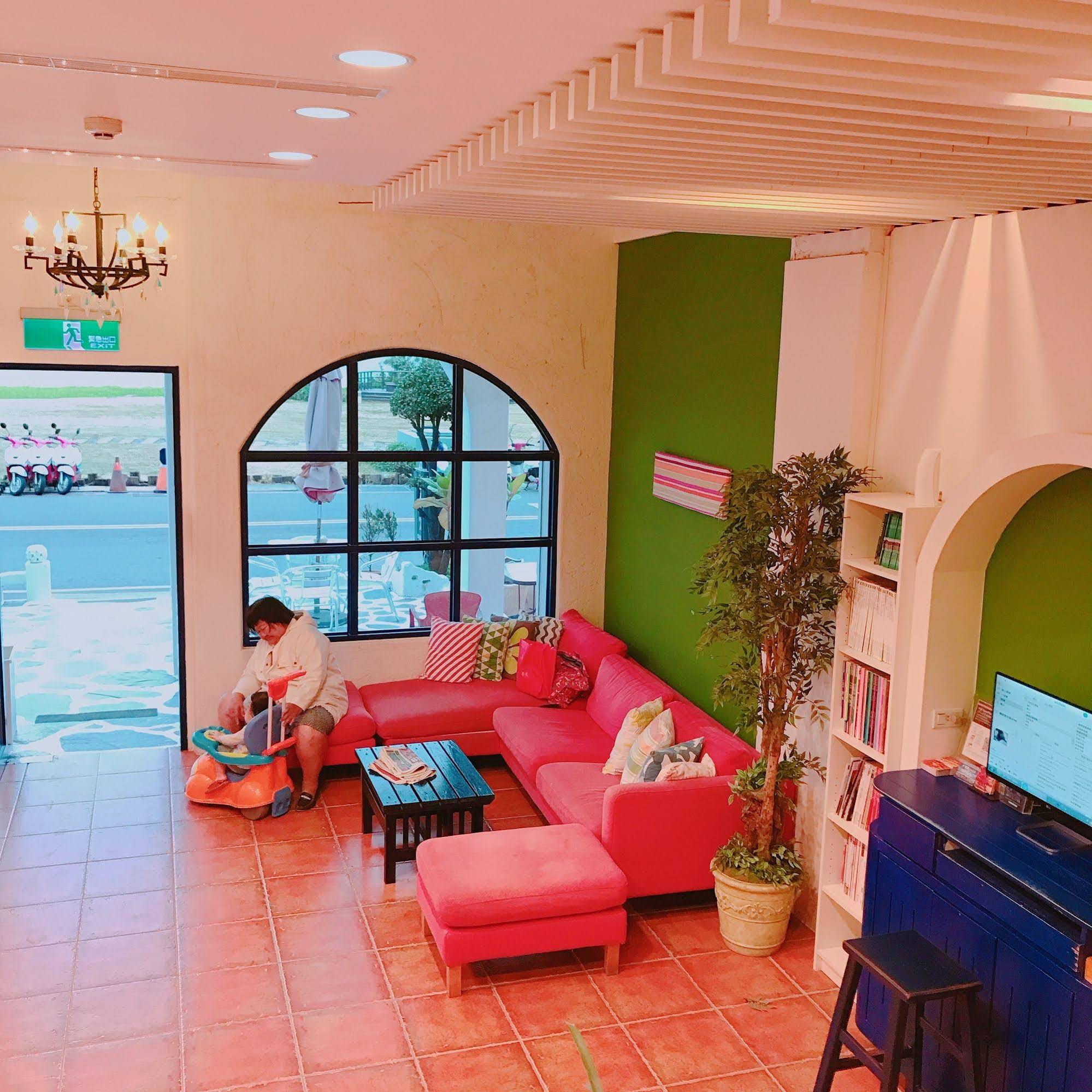 Seawall Inn