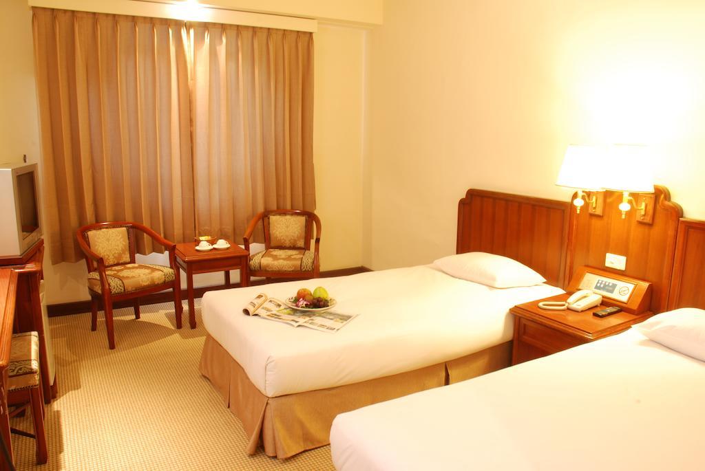 Marshal Hotel