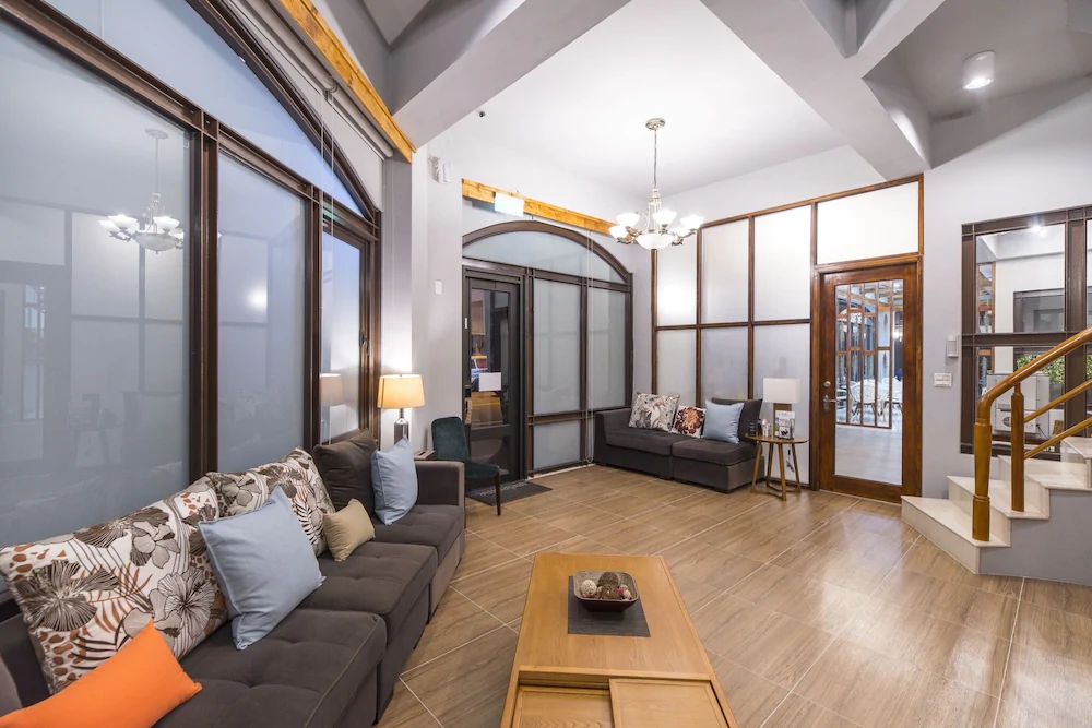 Mine For Leisure Guest Home