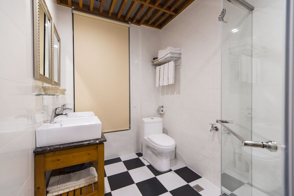 Mine For Leisure Guest Home