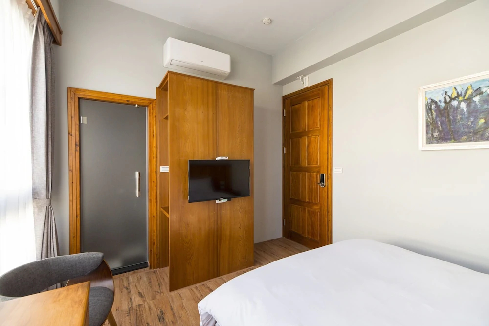 Mine For Leisure Guest Home