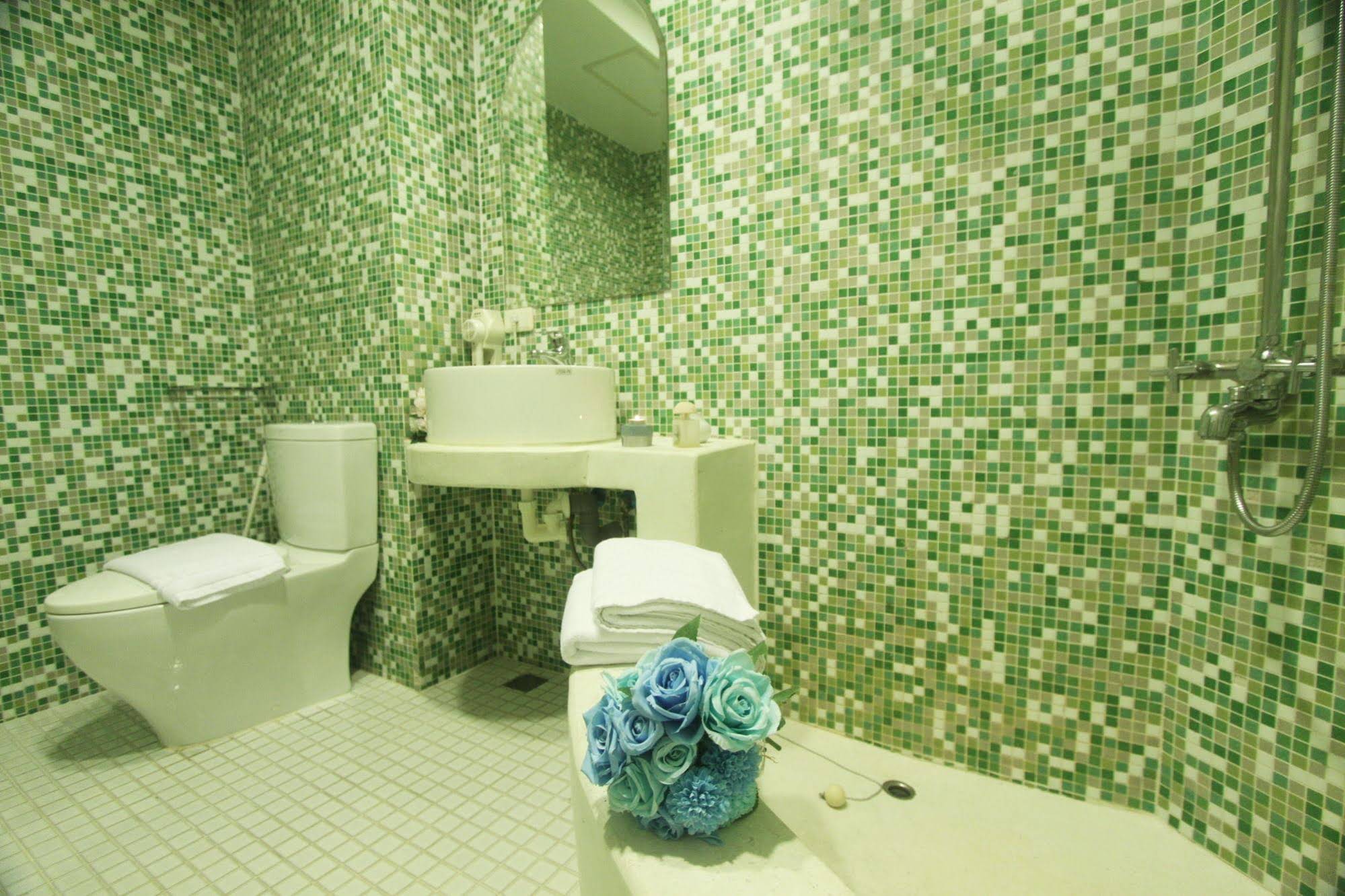 Moroccan Holiday Suite