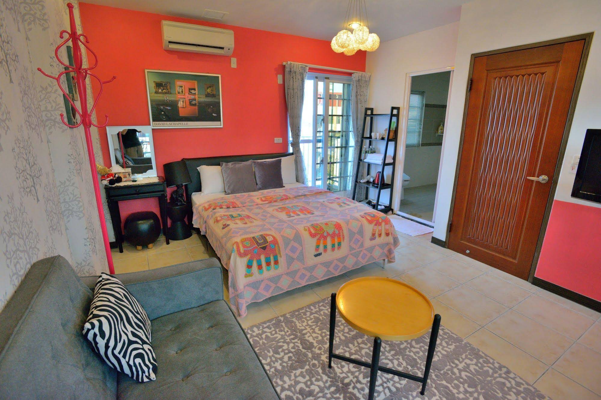 White Cotton Candy B&B