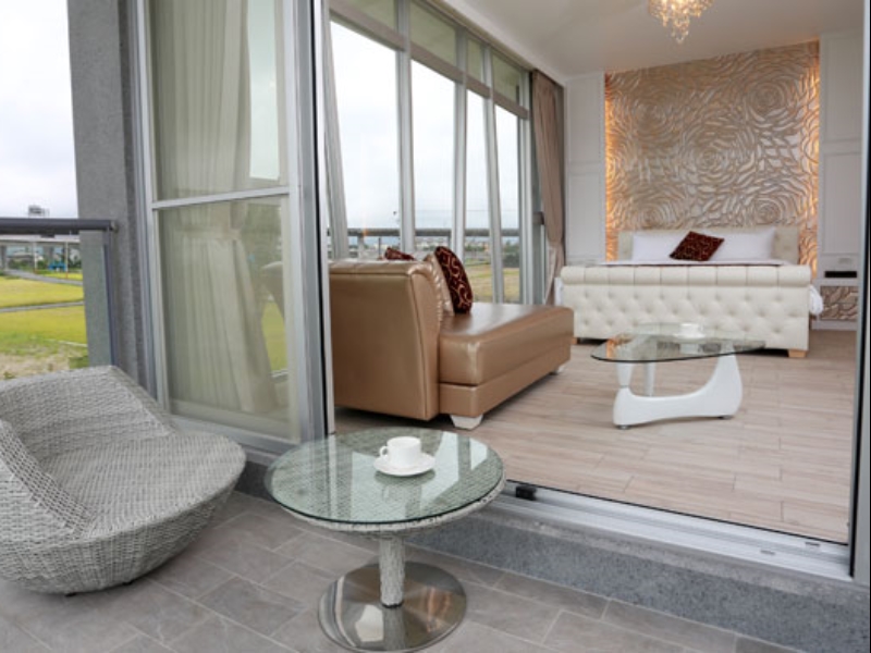 T2 Resort