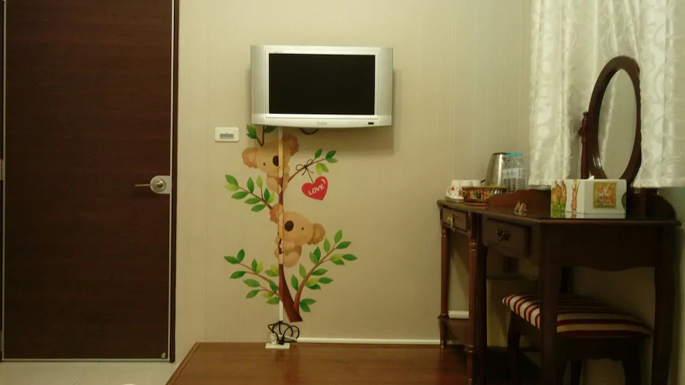 Evergreen Garden Home