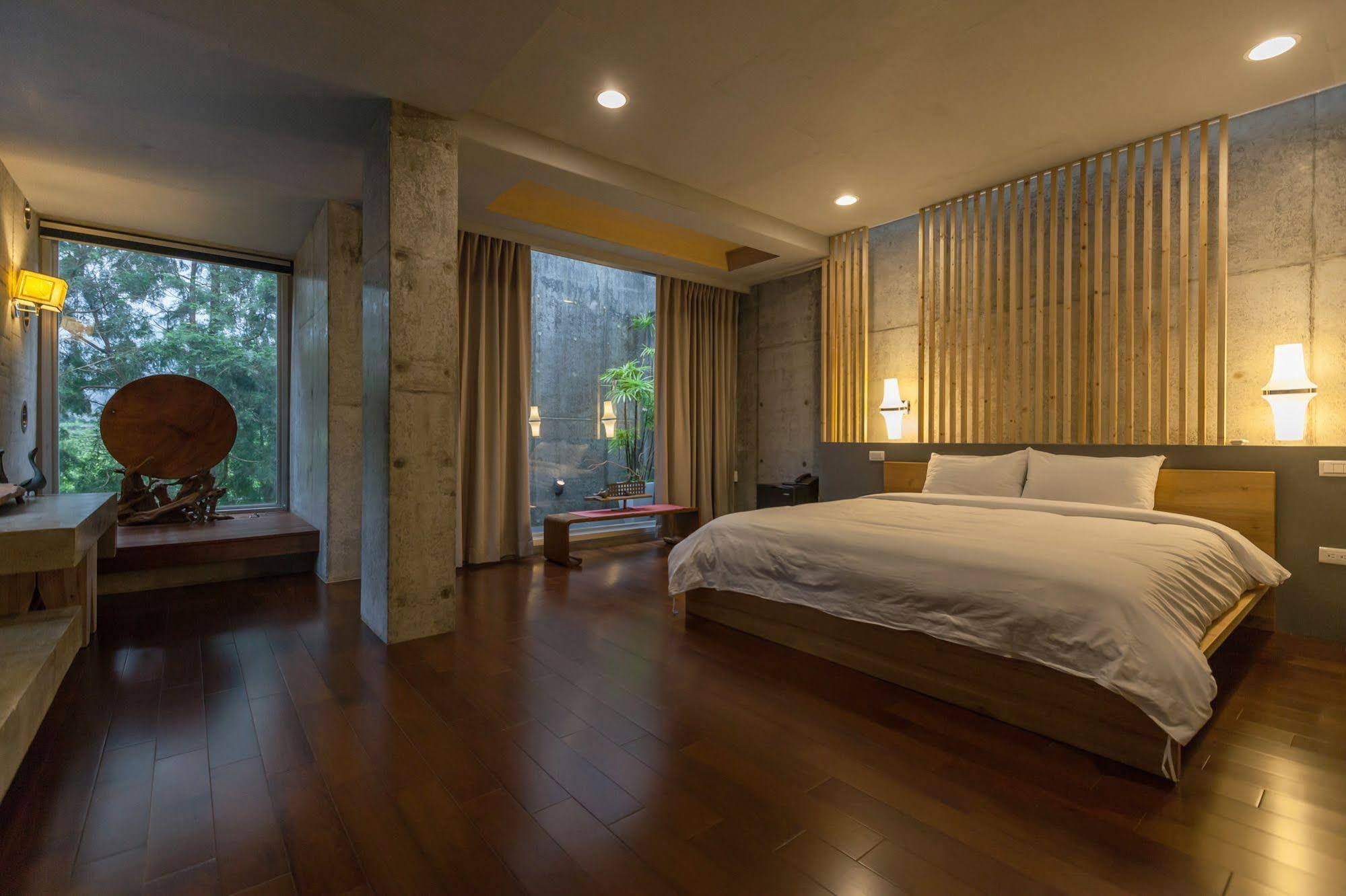 Yu Peng Villa
