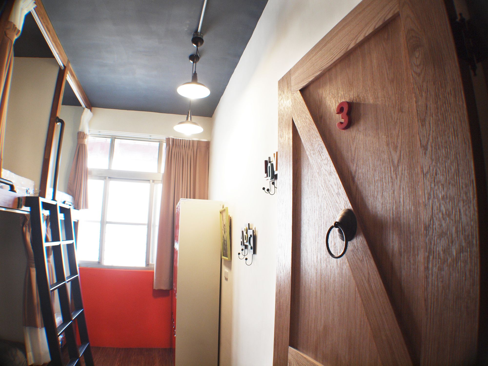 Knock Knock Hostel