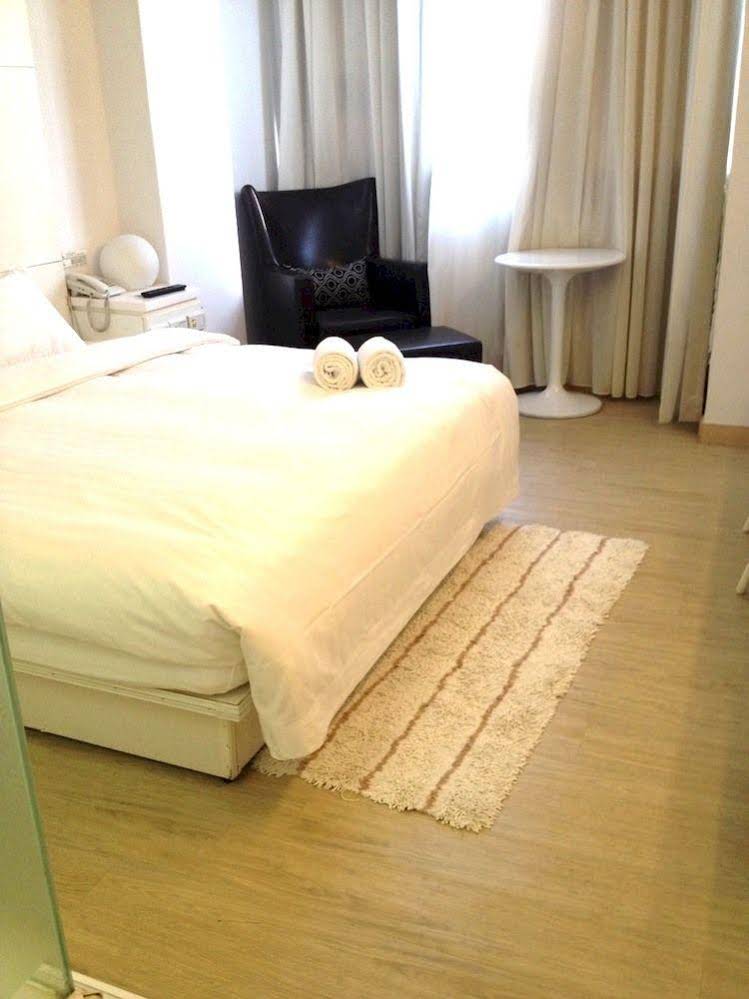 Red Residence Hotel
