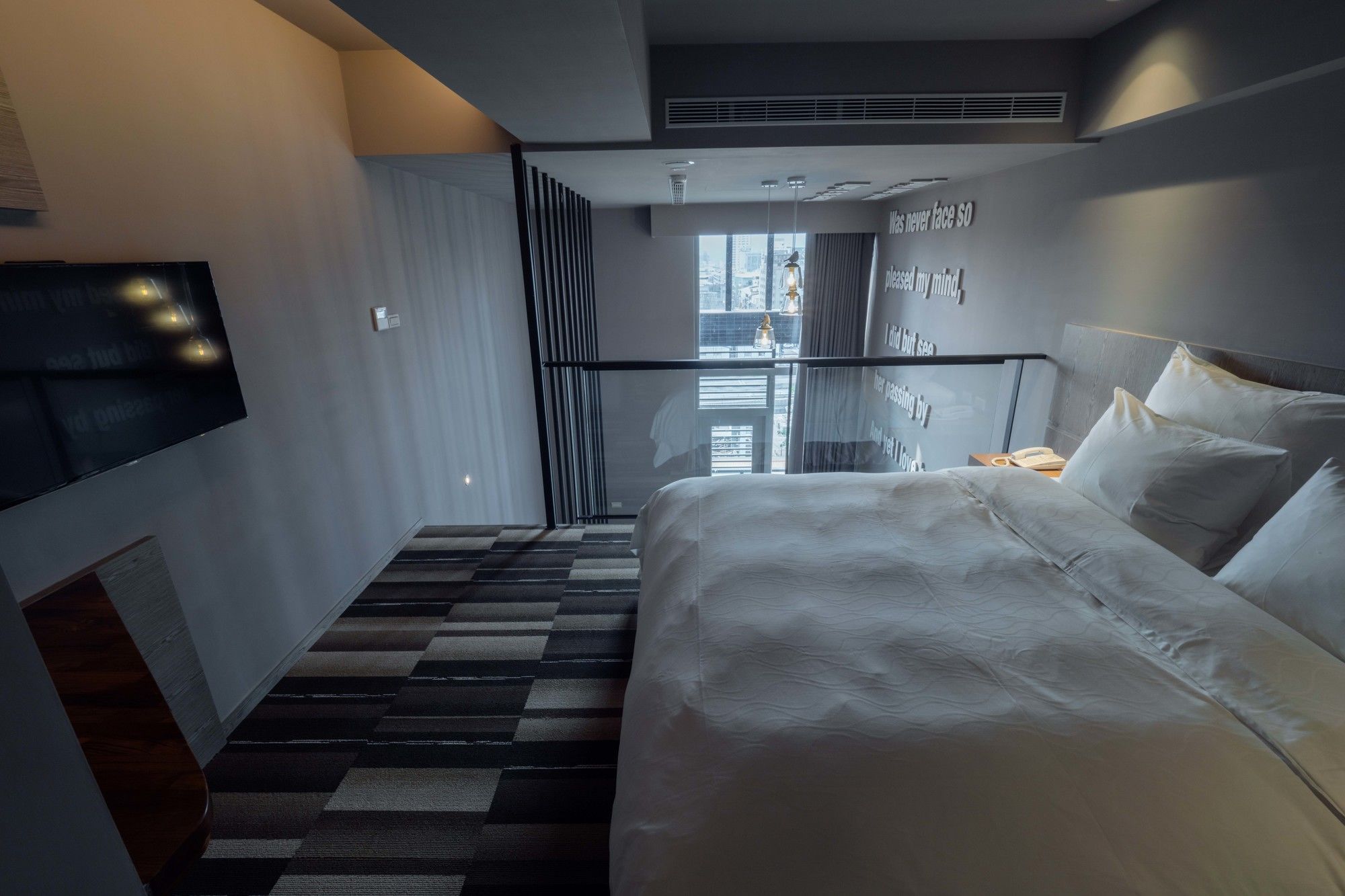 Watermark Hotel - Kaohsiung Main Station