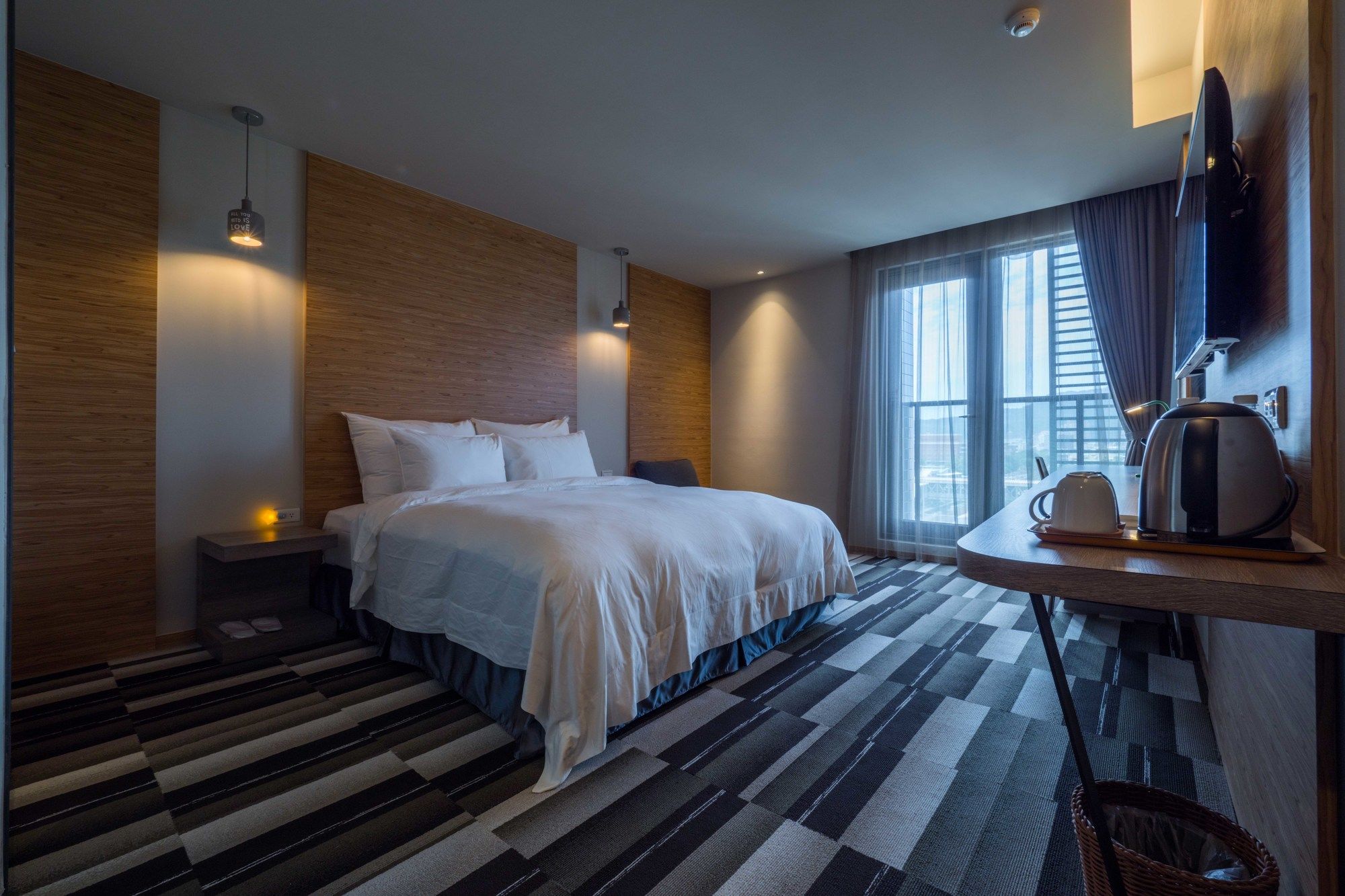 Watermark Hotel - Kaohsiung Main Station