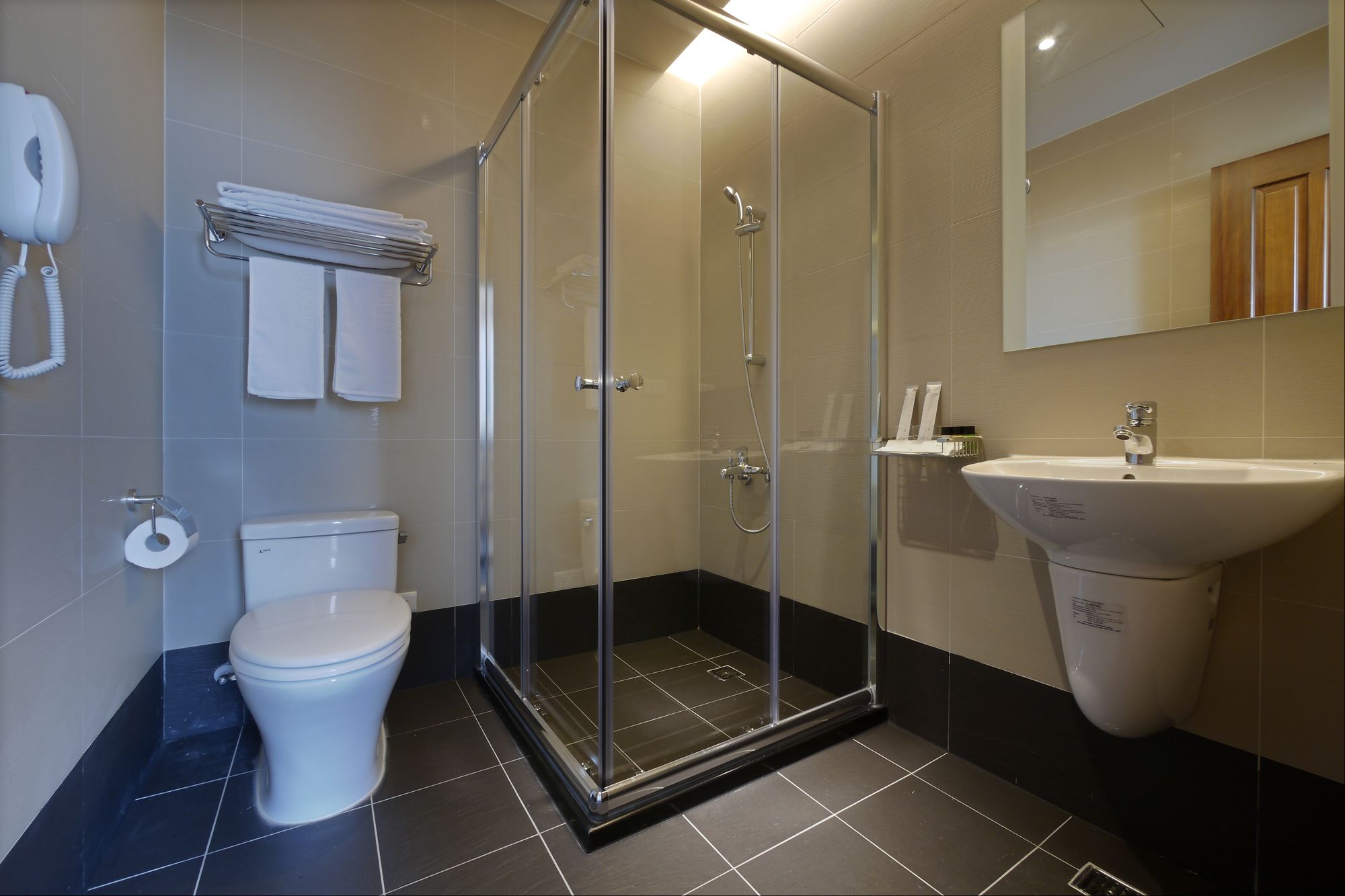 Watermark Hotel - Shi-Hzuwan