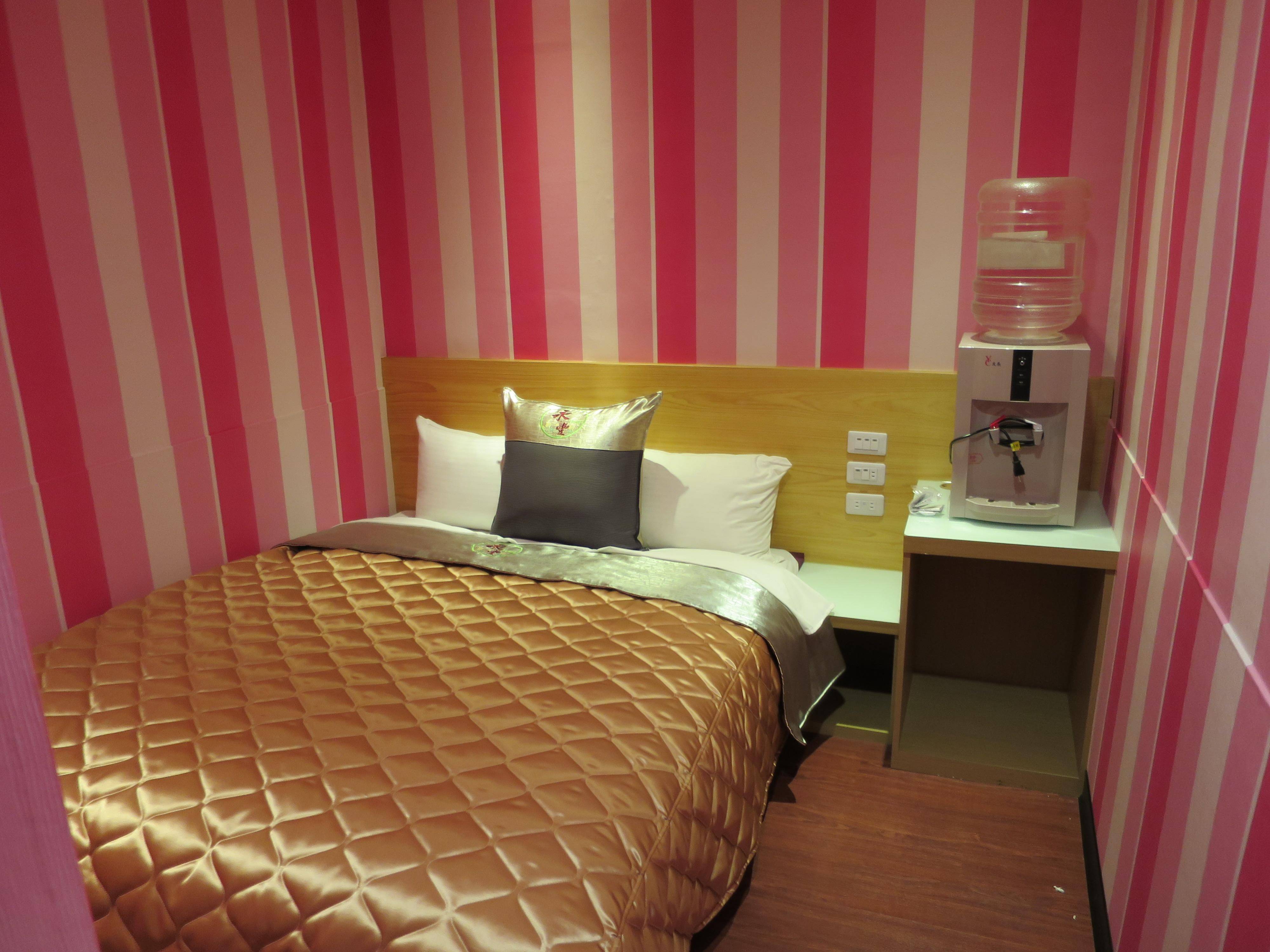 Yung Feng Hotel