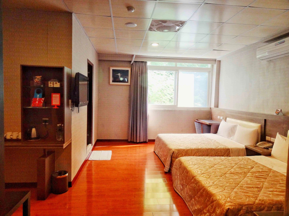 Travel Hero B&B