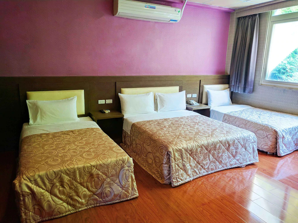 Travel Hero B&B