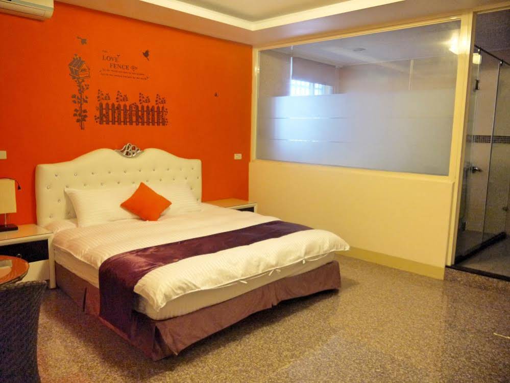 Fall in love Karuizawa Hostel