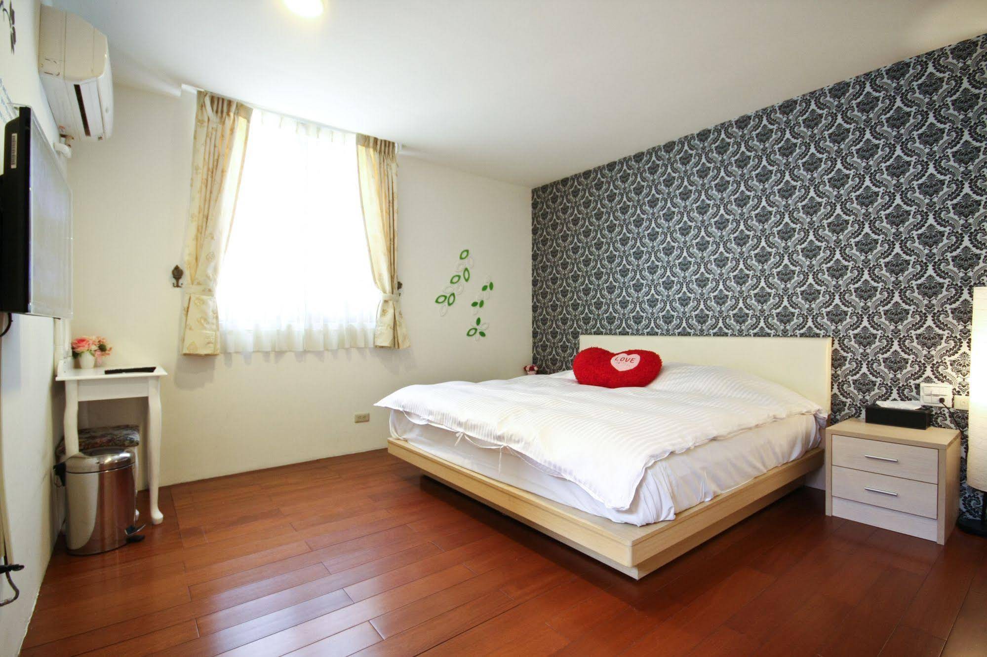 VV House