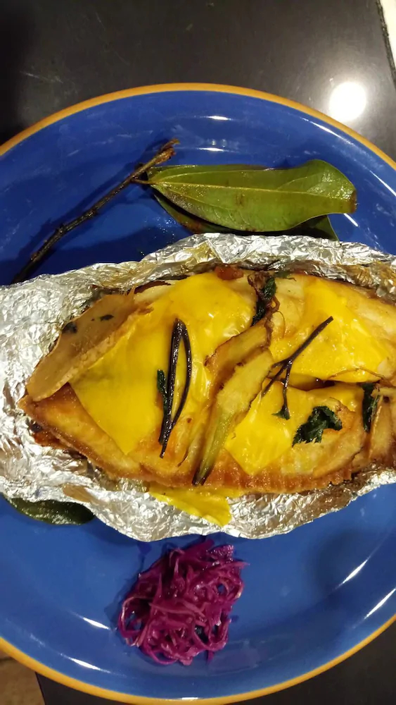 F.F.F. The 24H Valley Food Restauran B&B