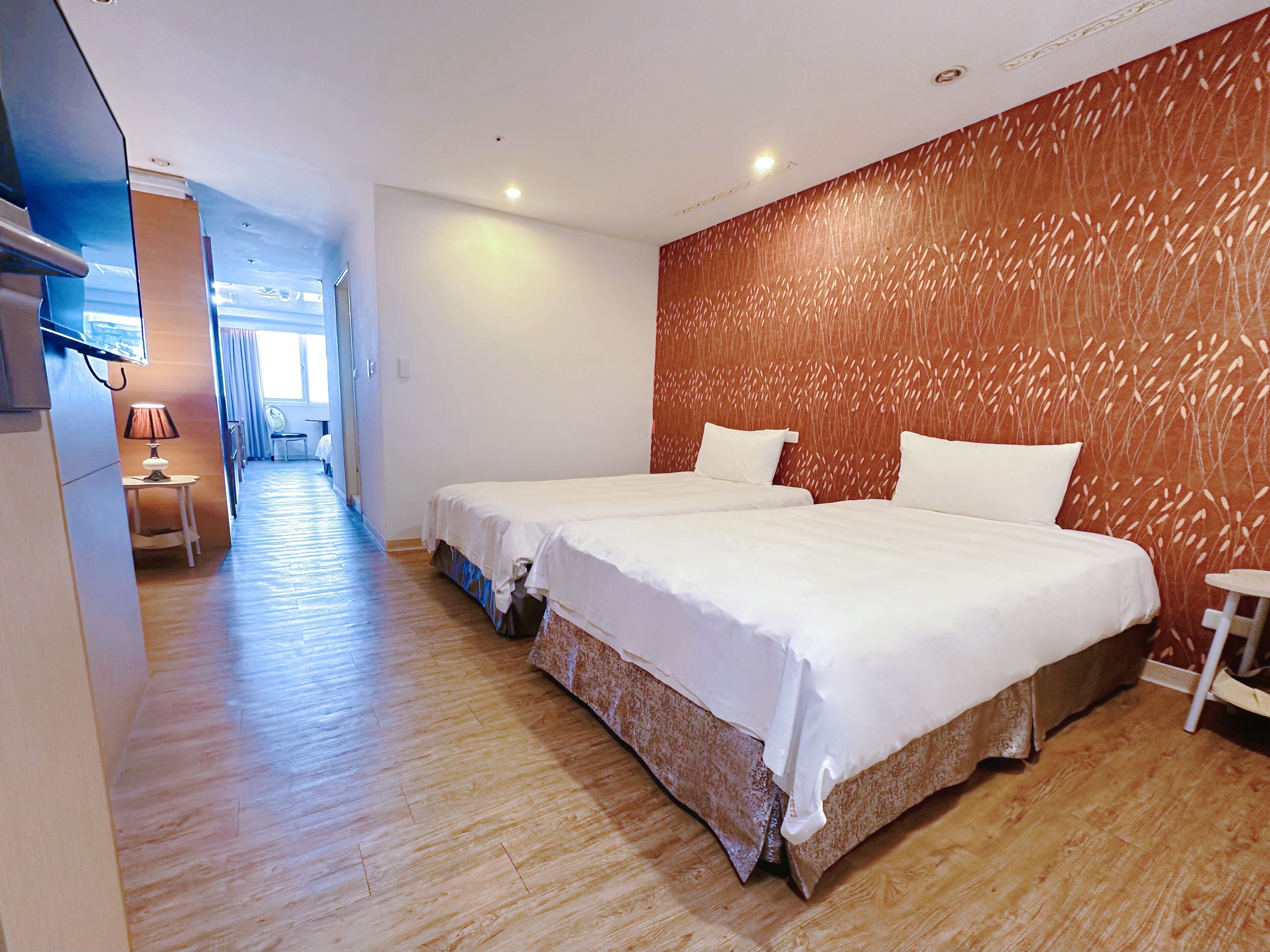 Champs Elysees Hotel