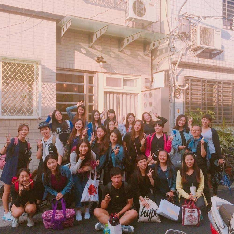 Fengjia Backers Hostel