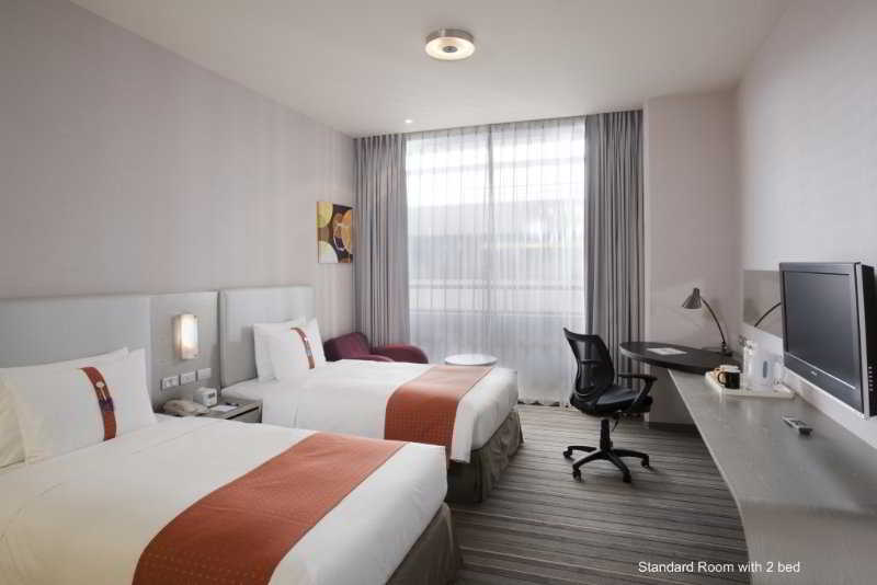 Holiday Inn Express Taichung Park