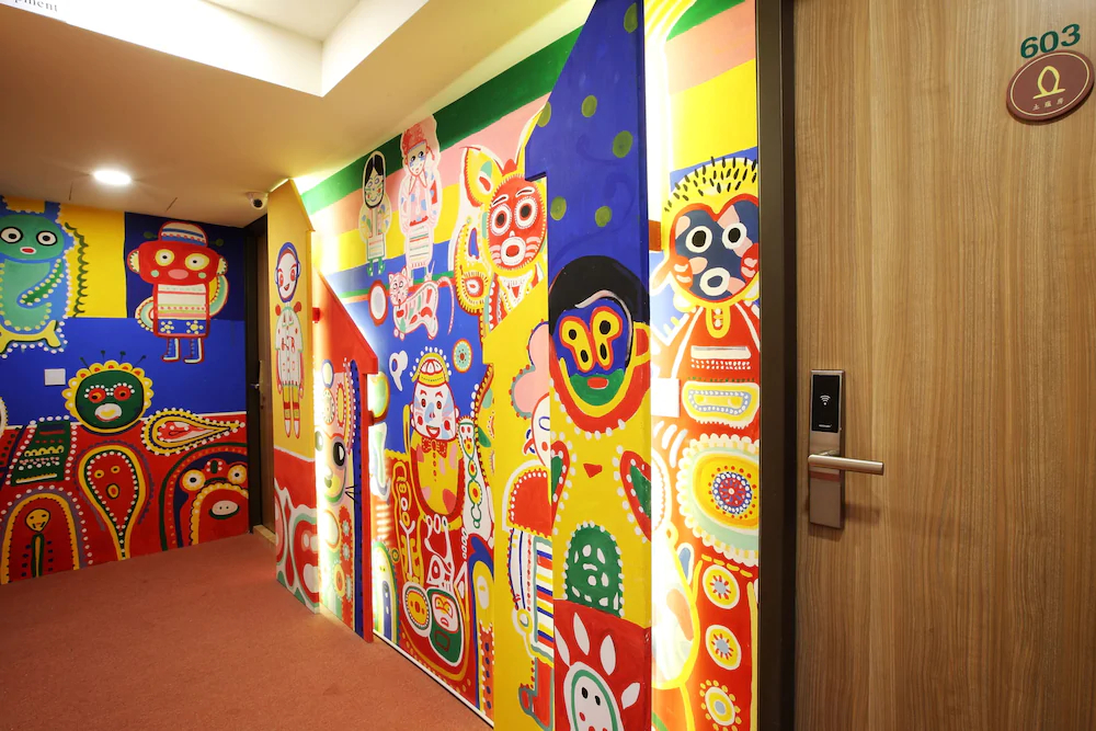 Ours Hotel