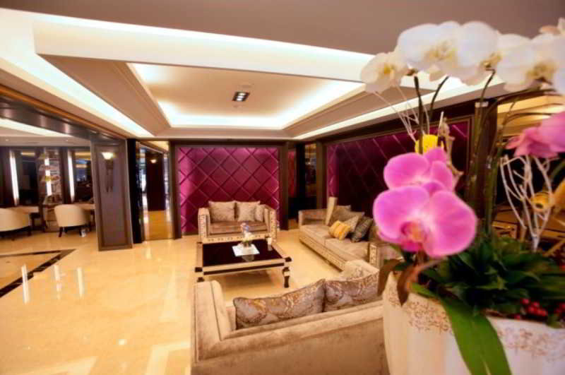 Ren Mei Business Hotel