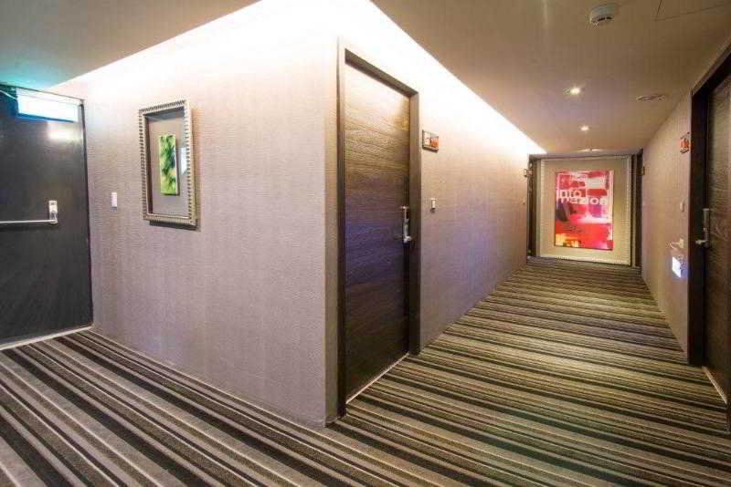 Ren Mei Fashion Hotel
