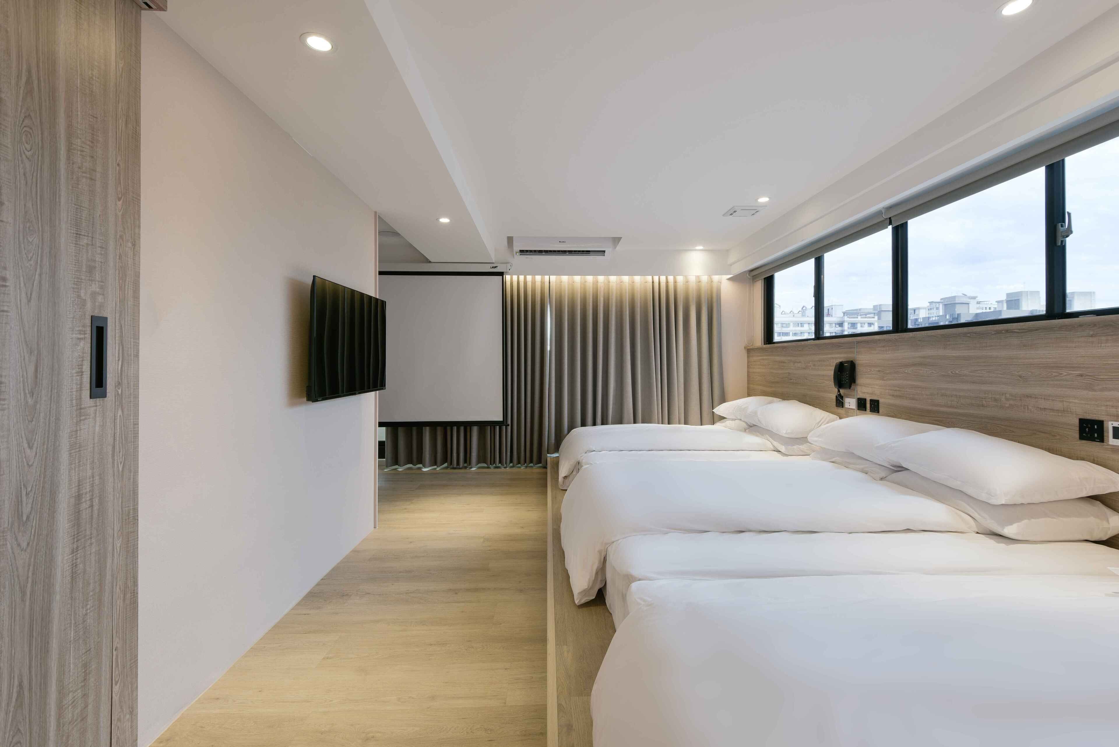 Spring's Rhapsody Hotel