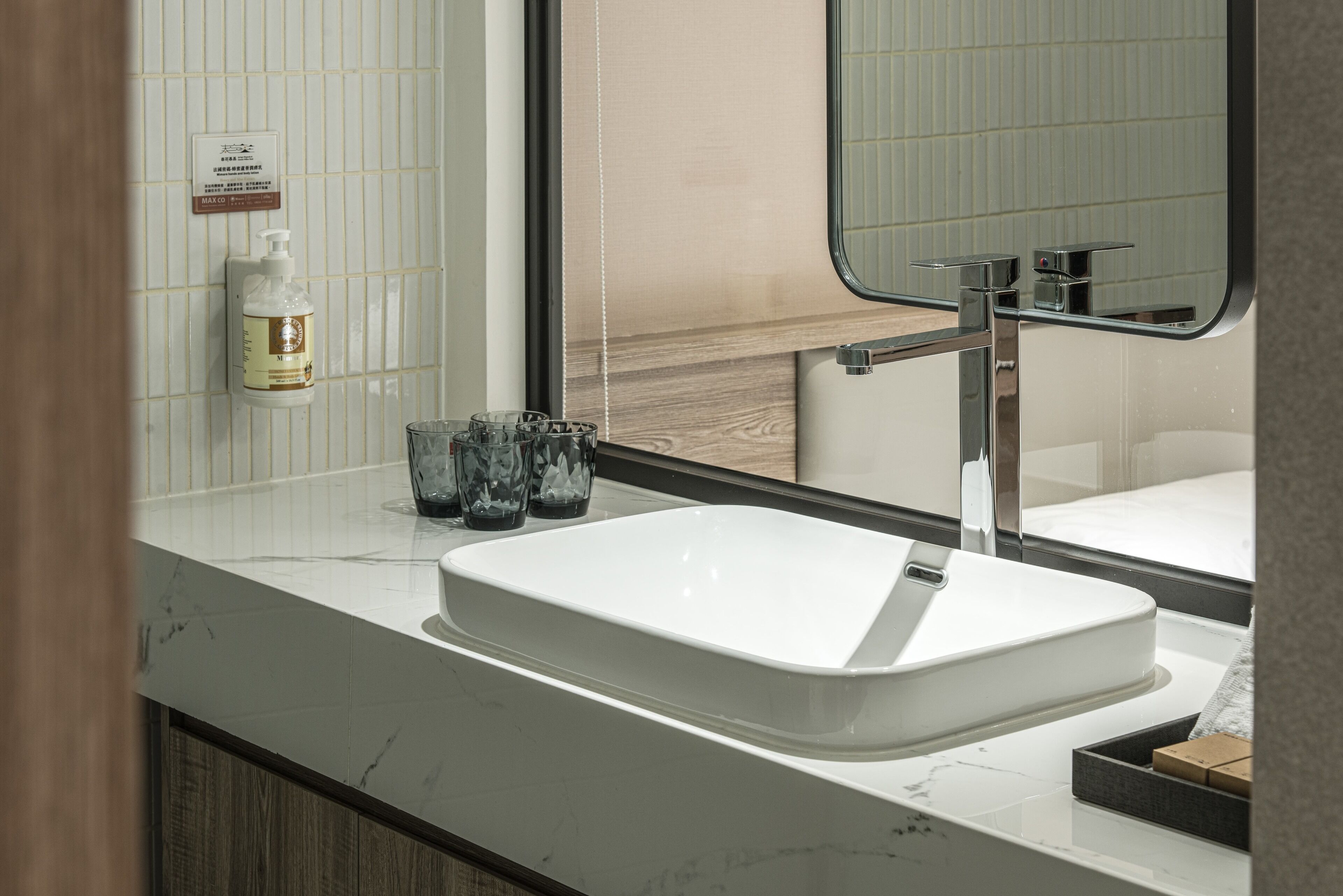 Spring's Rhapsody Hotel