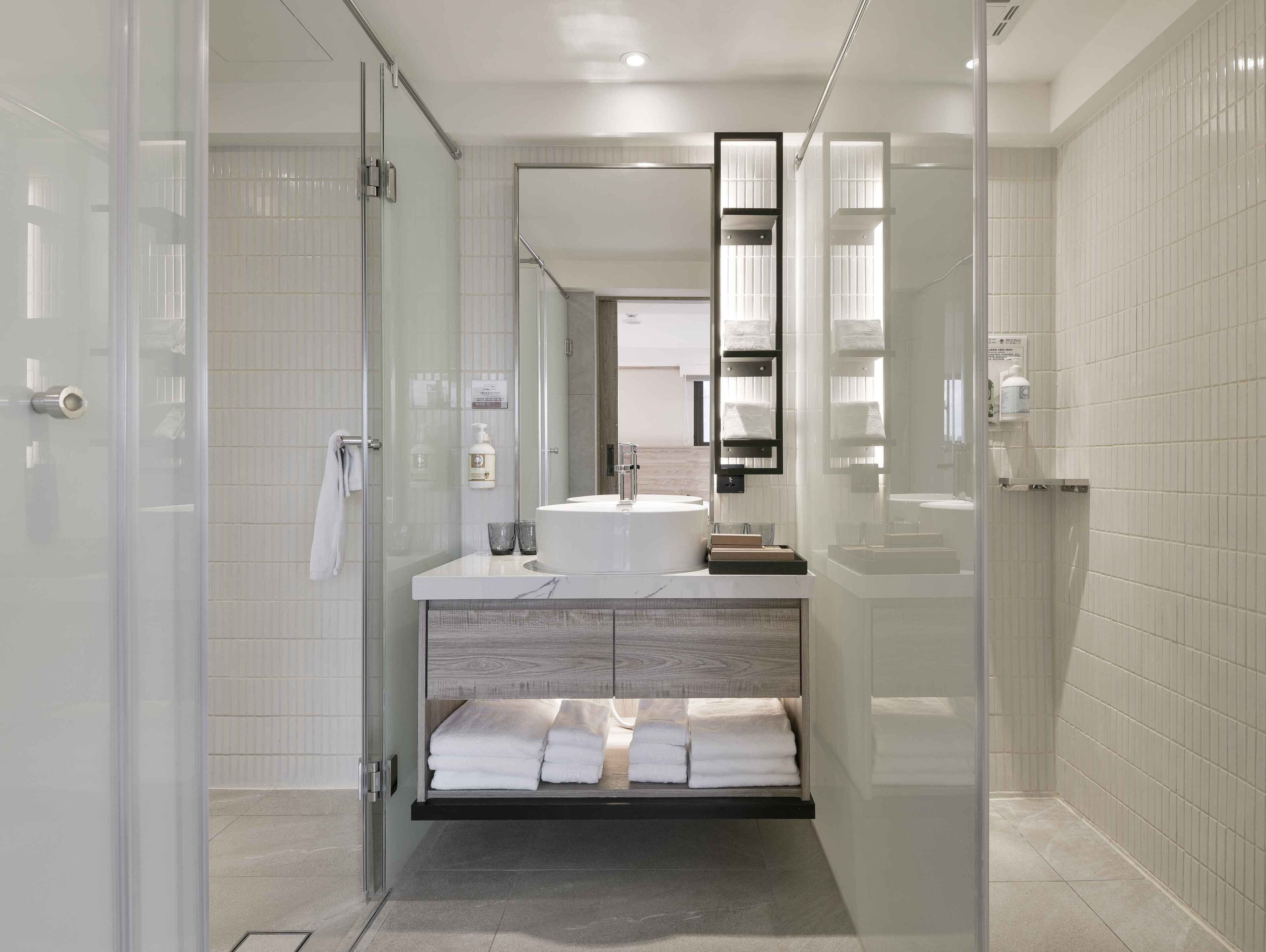 Spring's Rhapsody Hotel