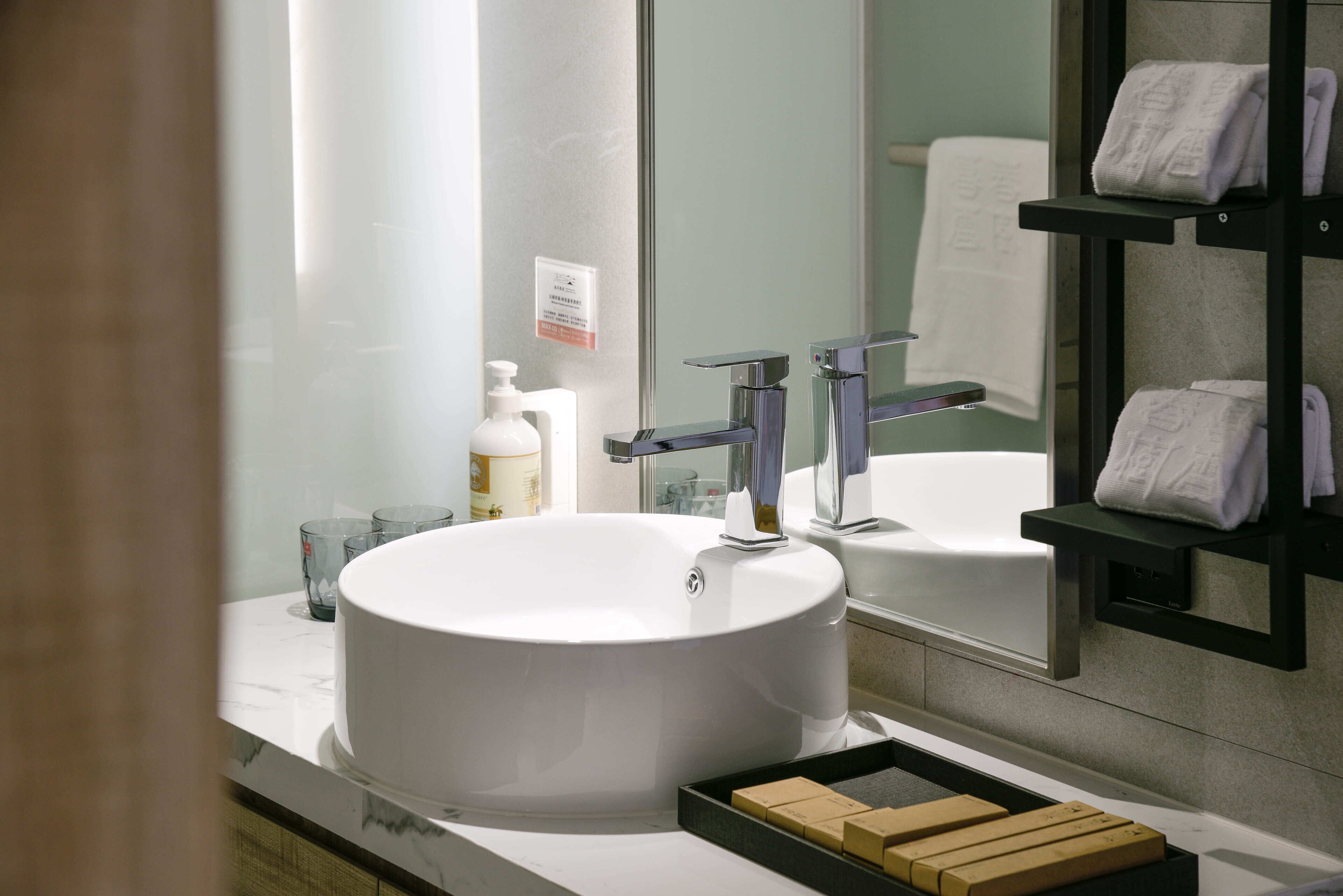 Spring's Rhapsody Hotel