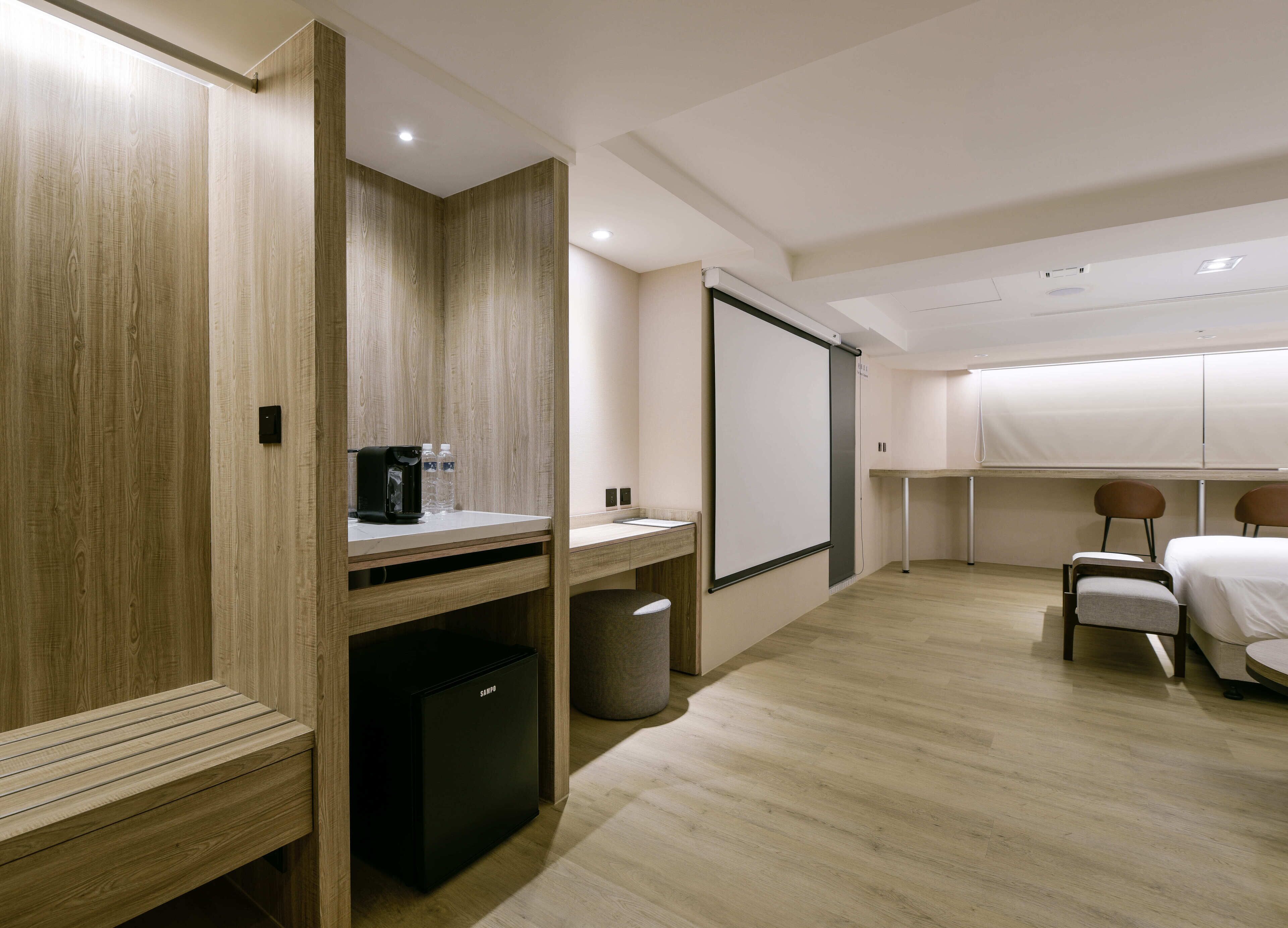 Spring's Rhapsody Hotel