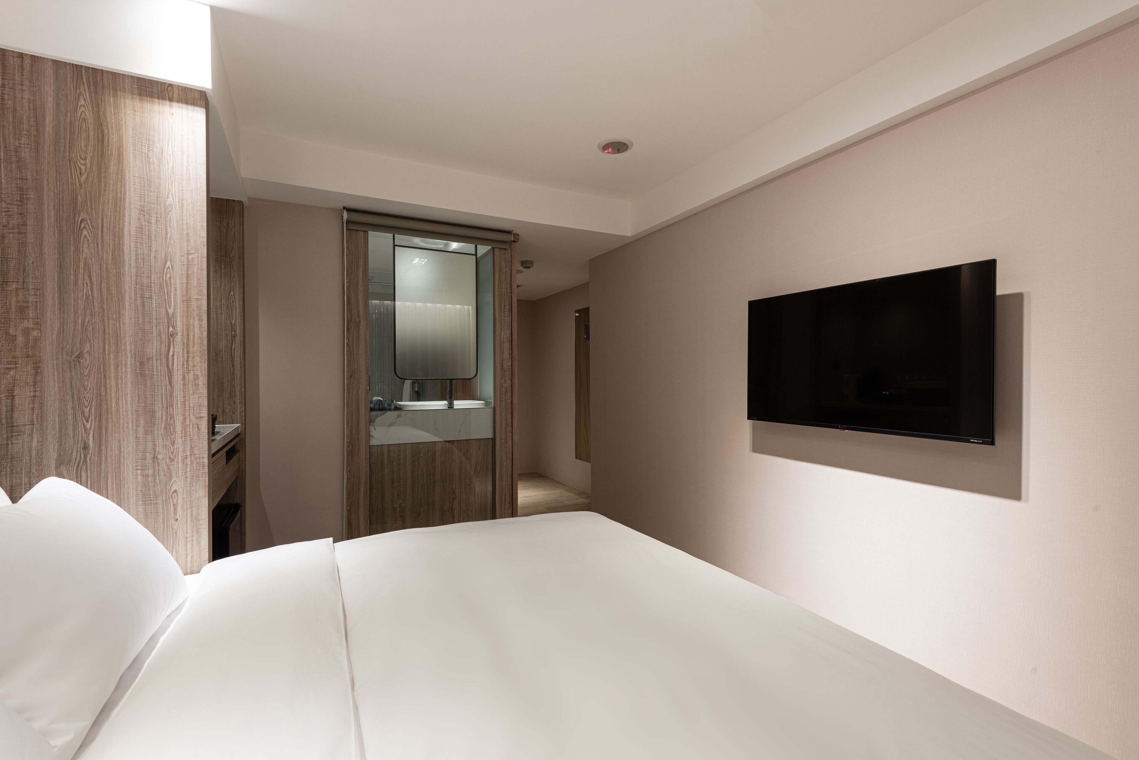 Spring's Rhapsody Hotel