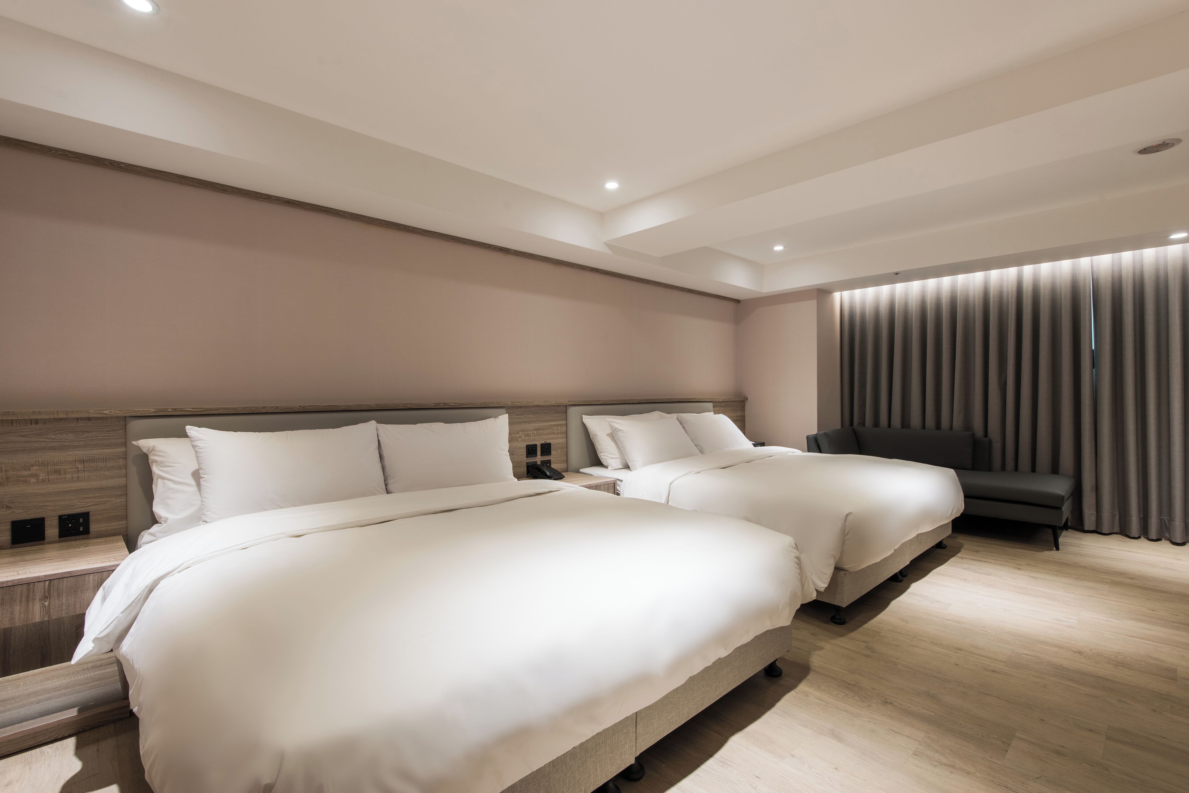 Spring's Rhapsody Hotel