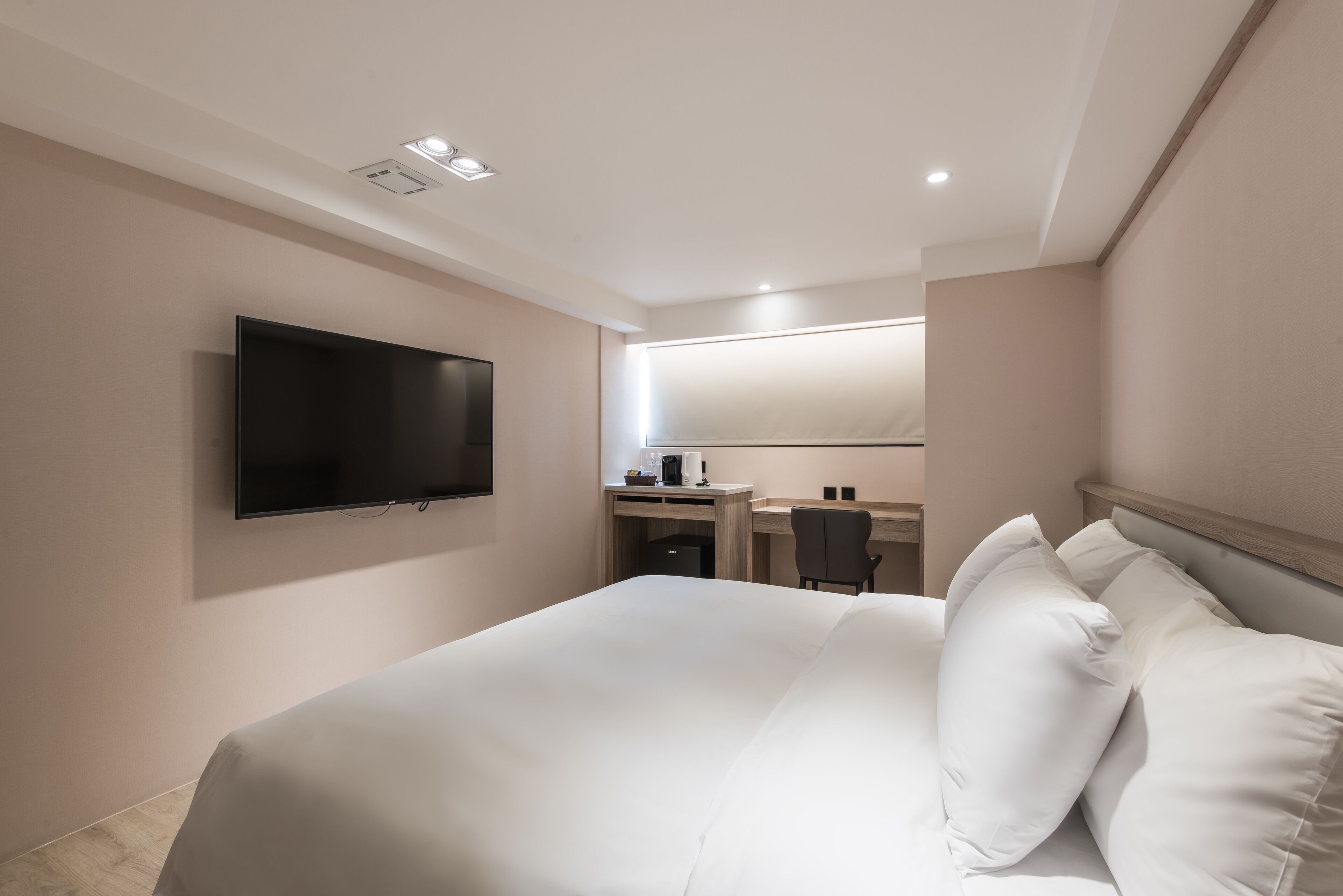 Spring's Rhapsody Hotel