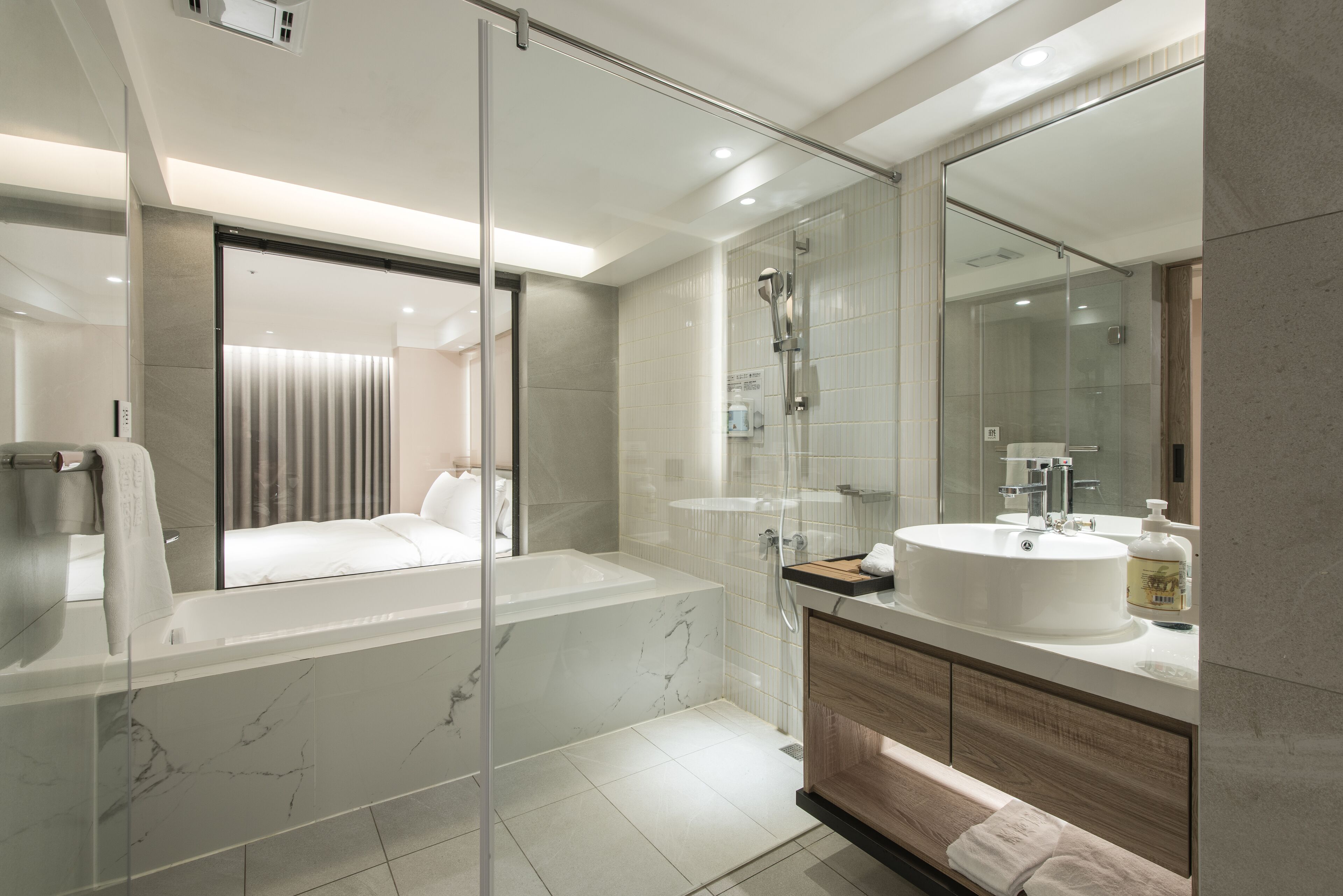 Spring's Rhapsody Hotel