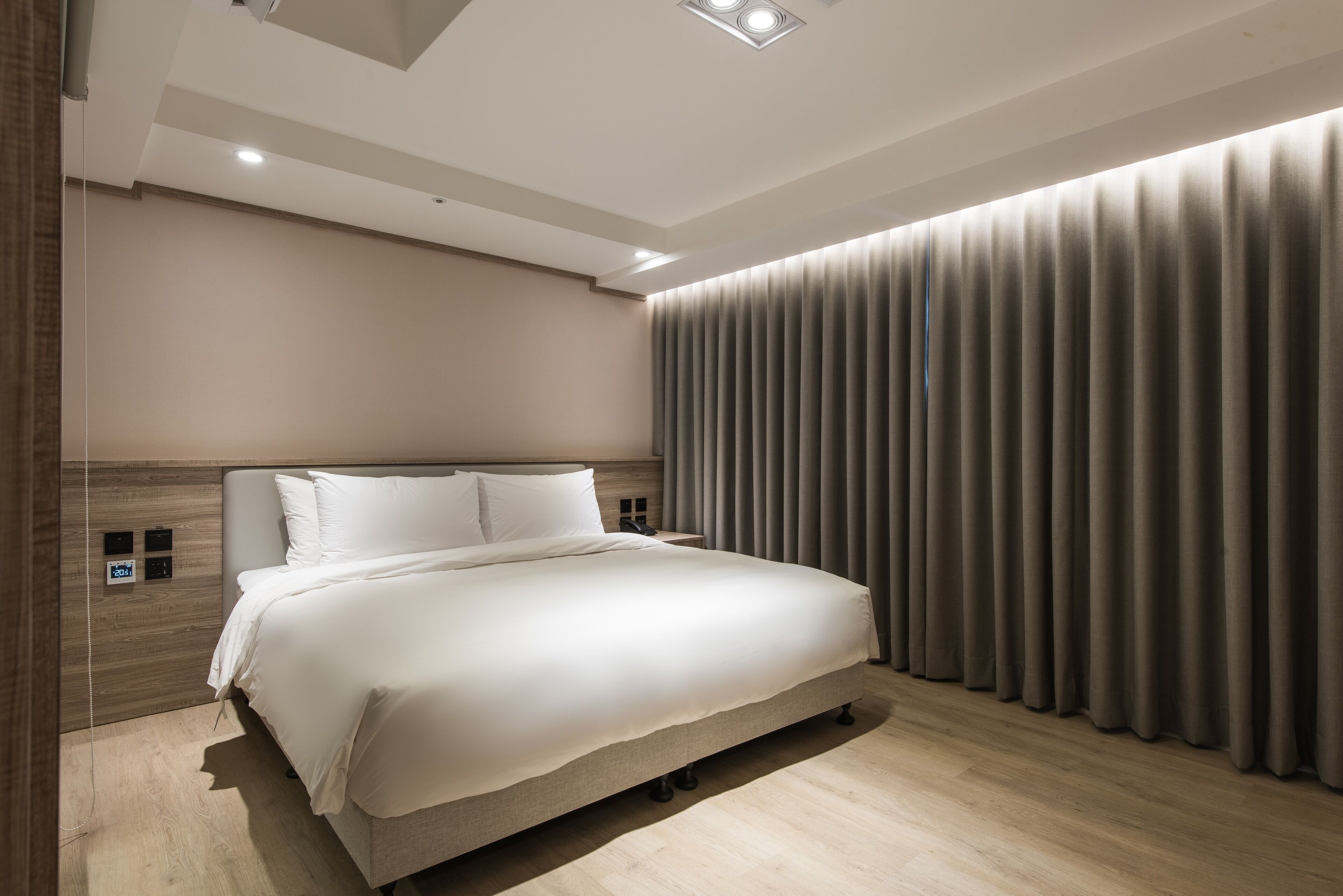 Spring's Rhapsody Hotel