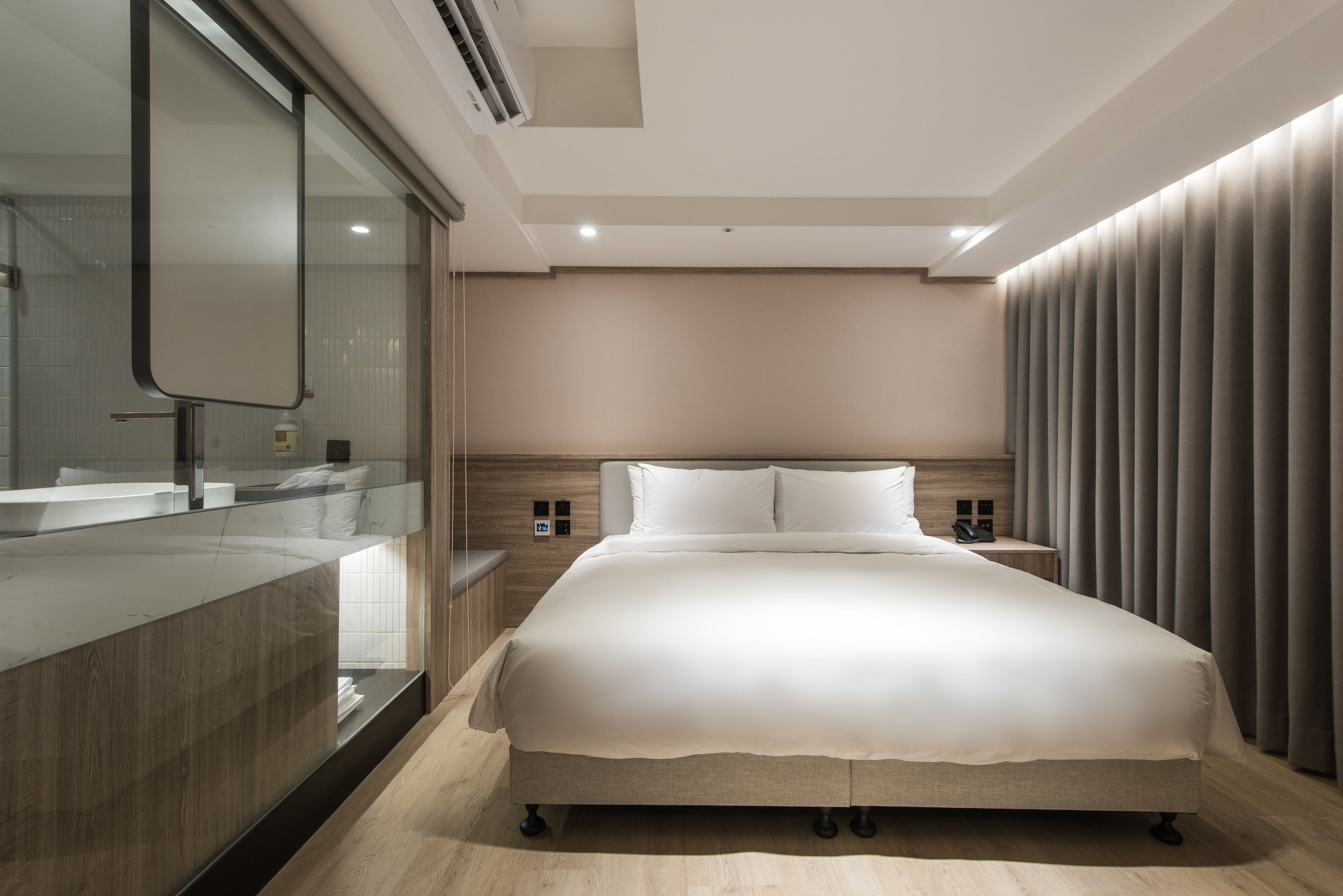 Spring's Rhapsody Hotel