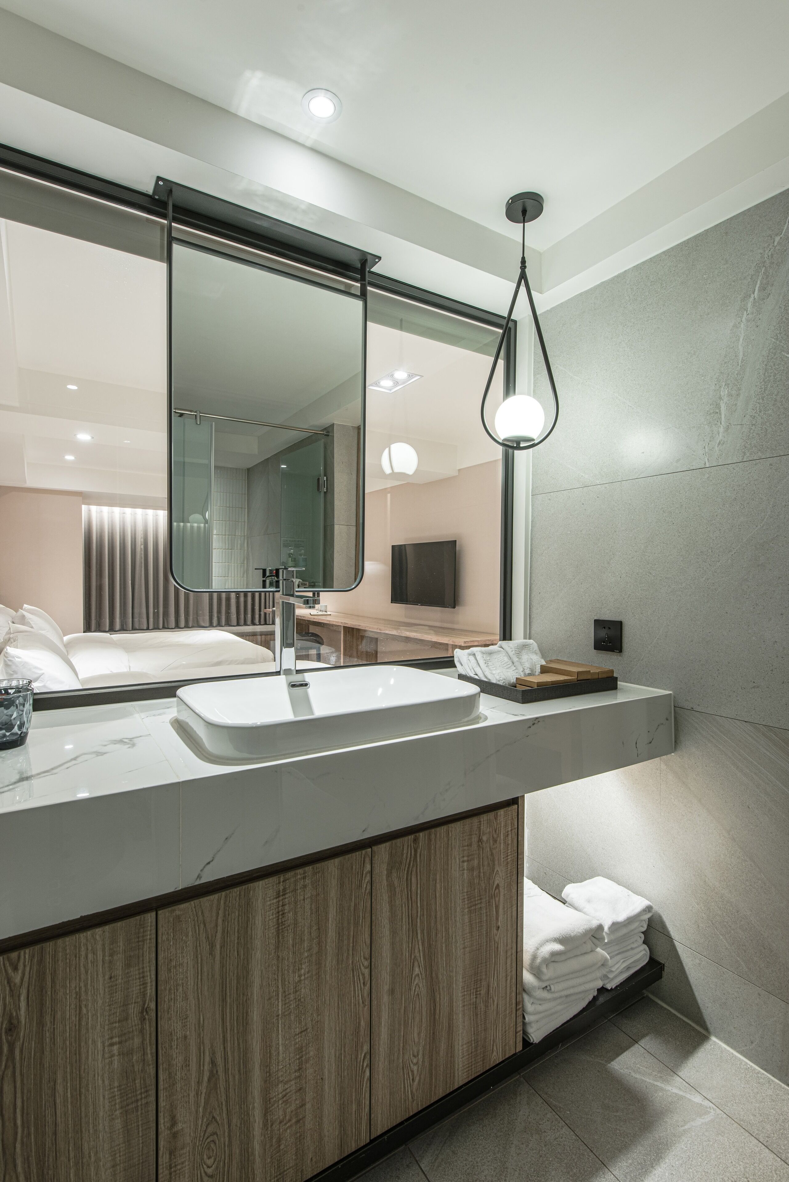 Spring's Rhapsody Hotel