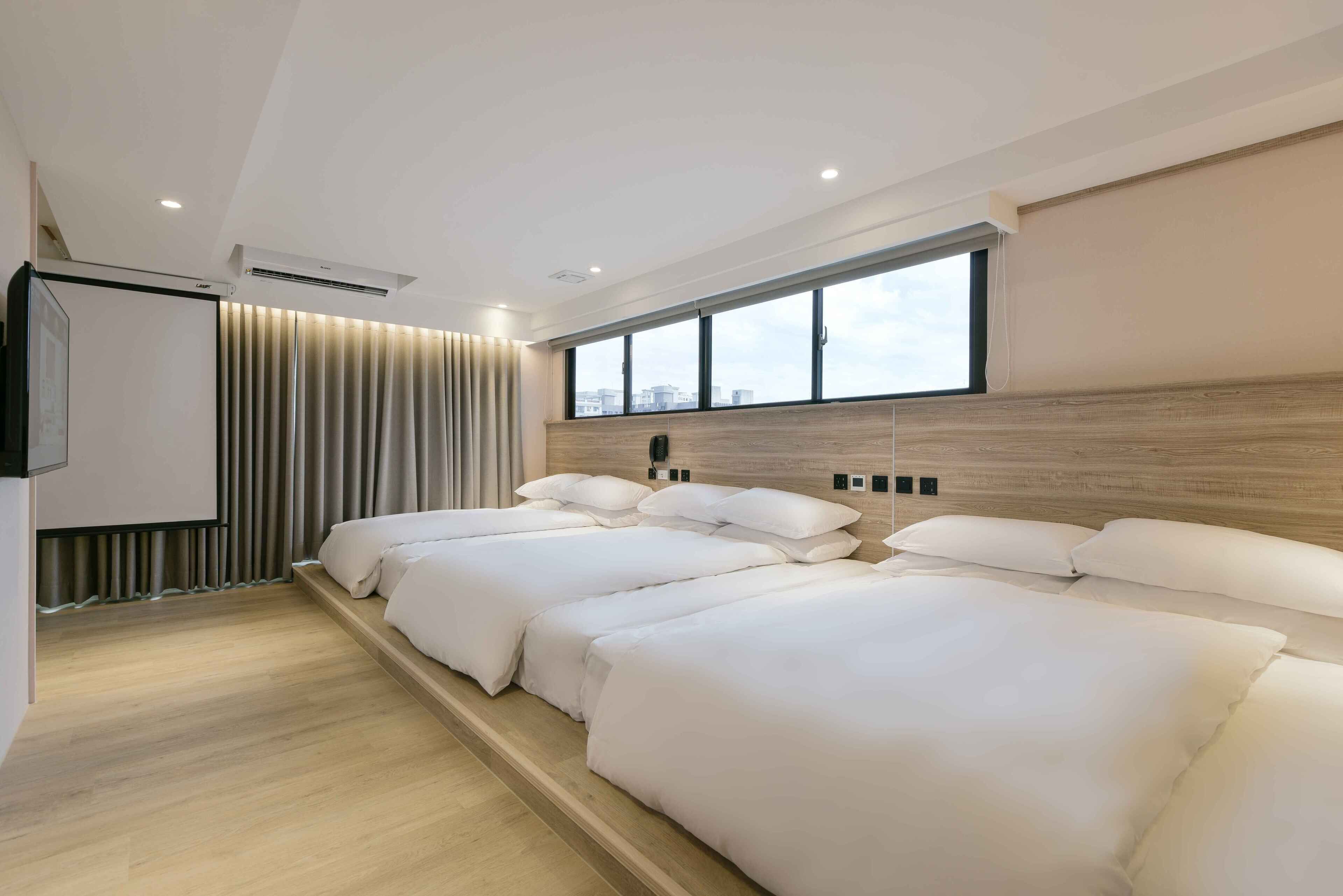 Spring's Rhapsody Hotel