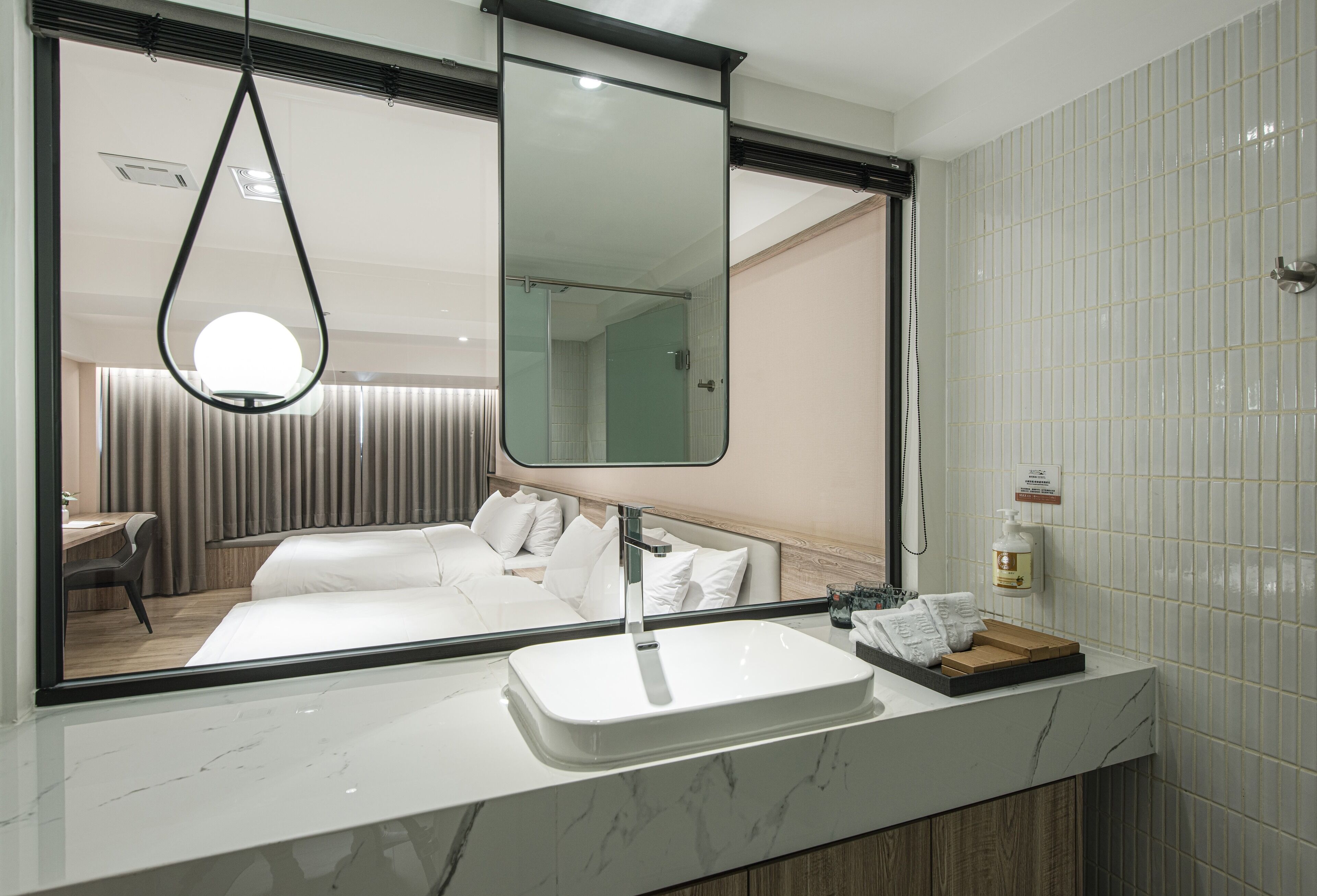 Spring's Rhapsody Hotel