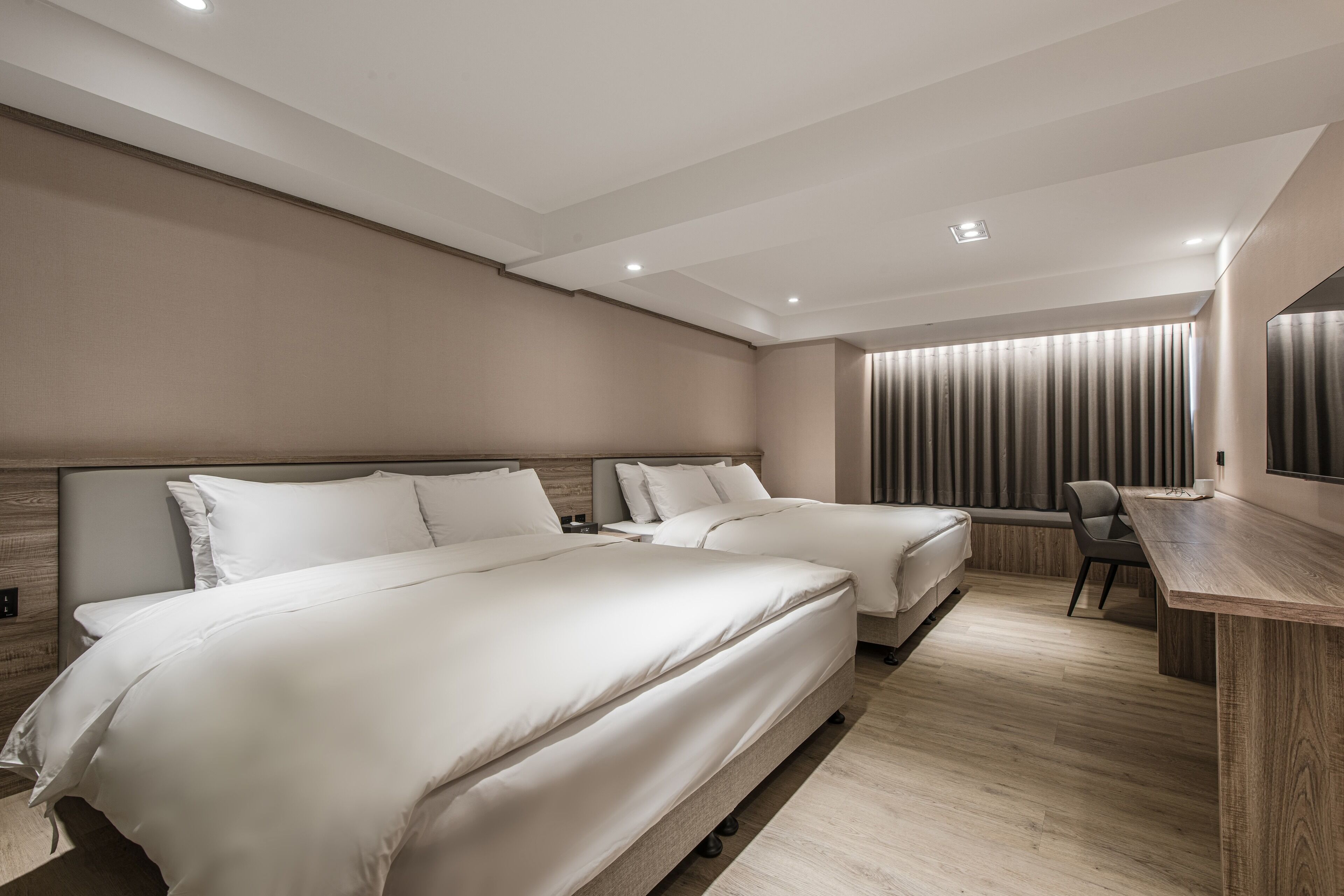 Spring's Rhapsody Hotel