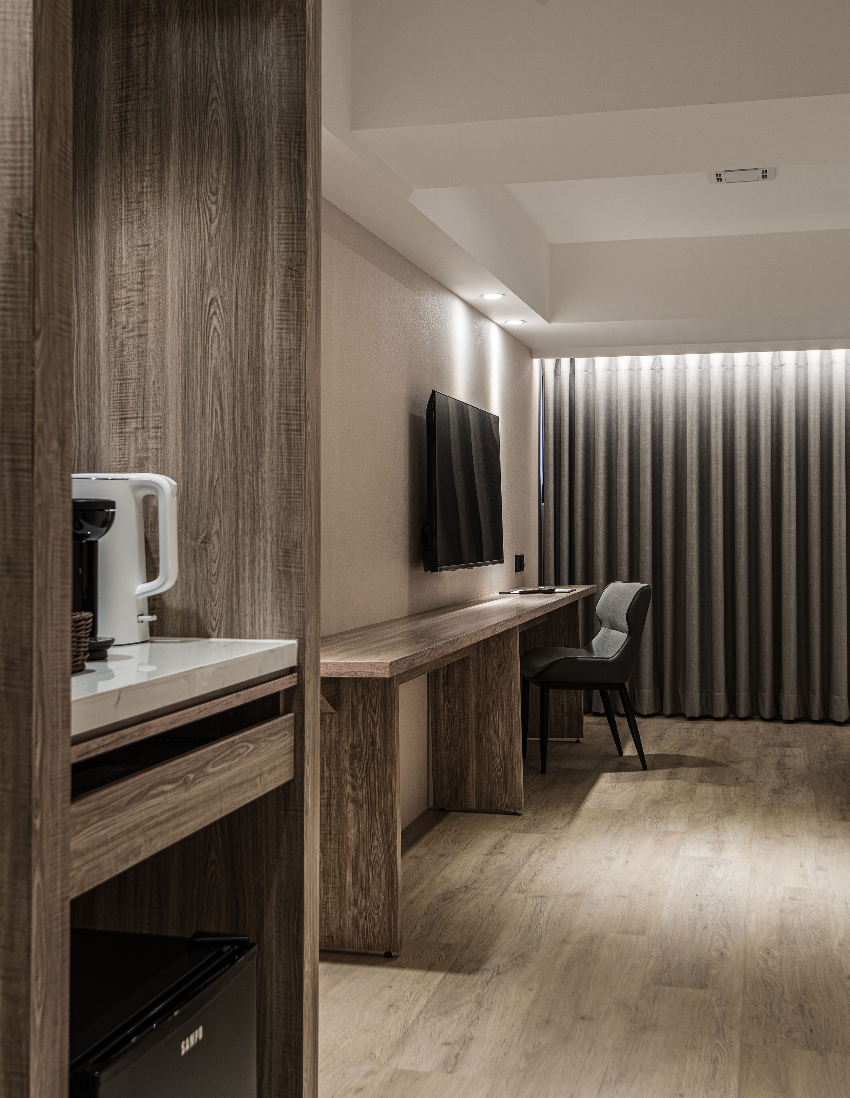 Spring's Rhapsody Hotel